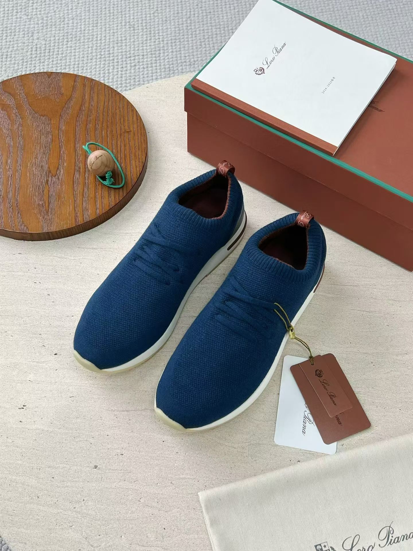 P Loro Piana Week End Walk  Low-top Comfortable and casual Men's Shoes  Bullshit C0运动鞋 波鞋 LP2521