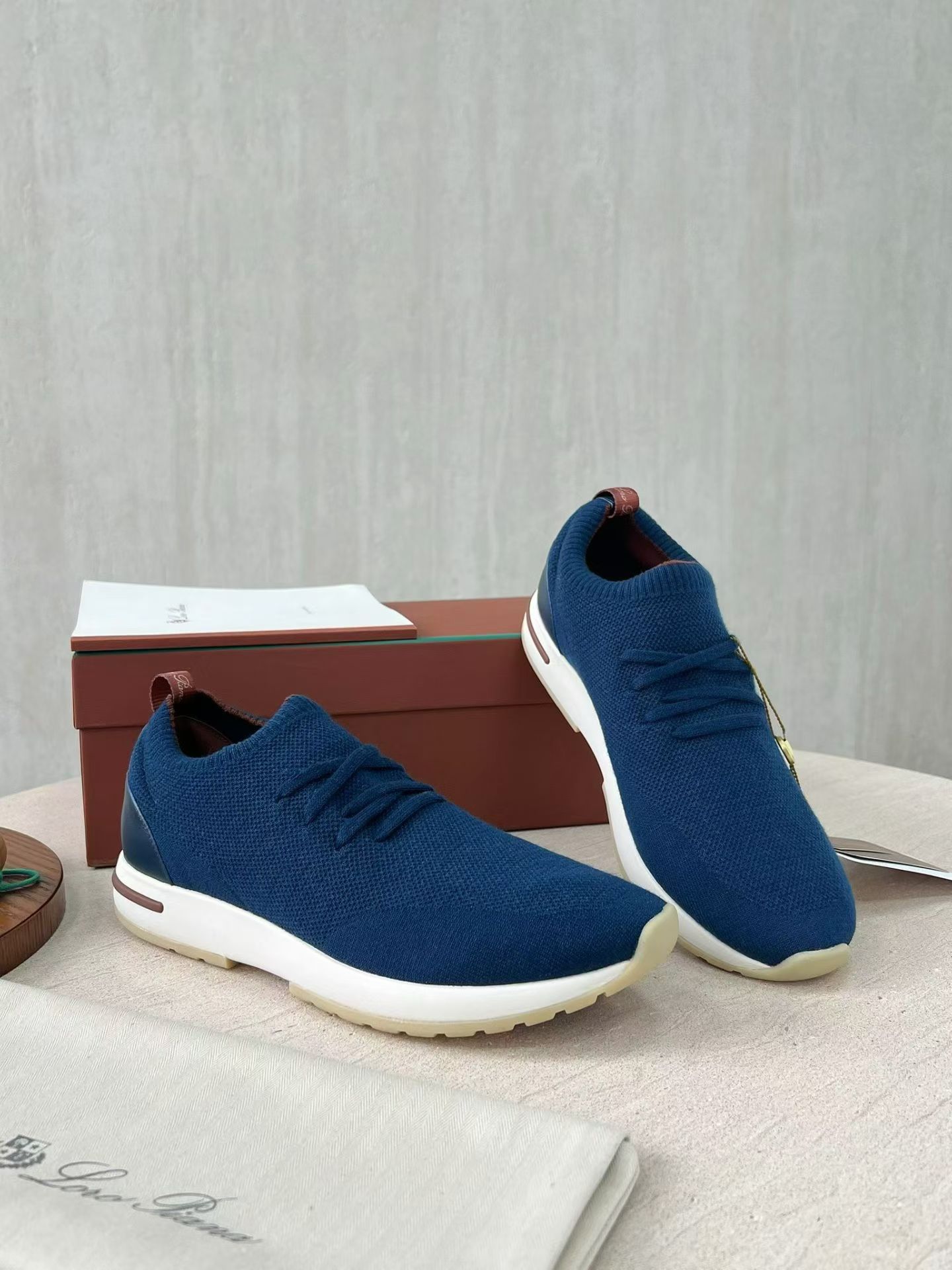 P Loro Piana Week End Walk  Low-top Comfortable and casual Men's Shoes  Bullshit C0运动鞋 波鞋 LP2521