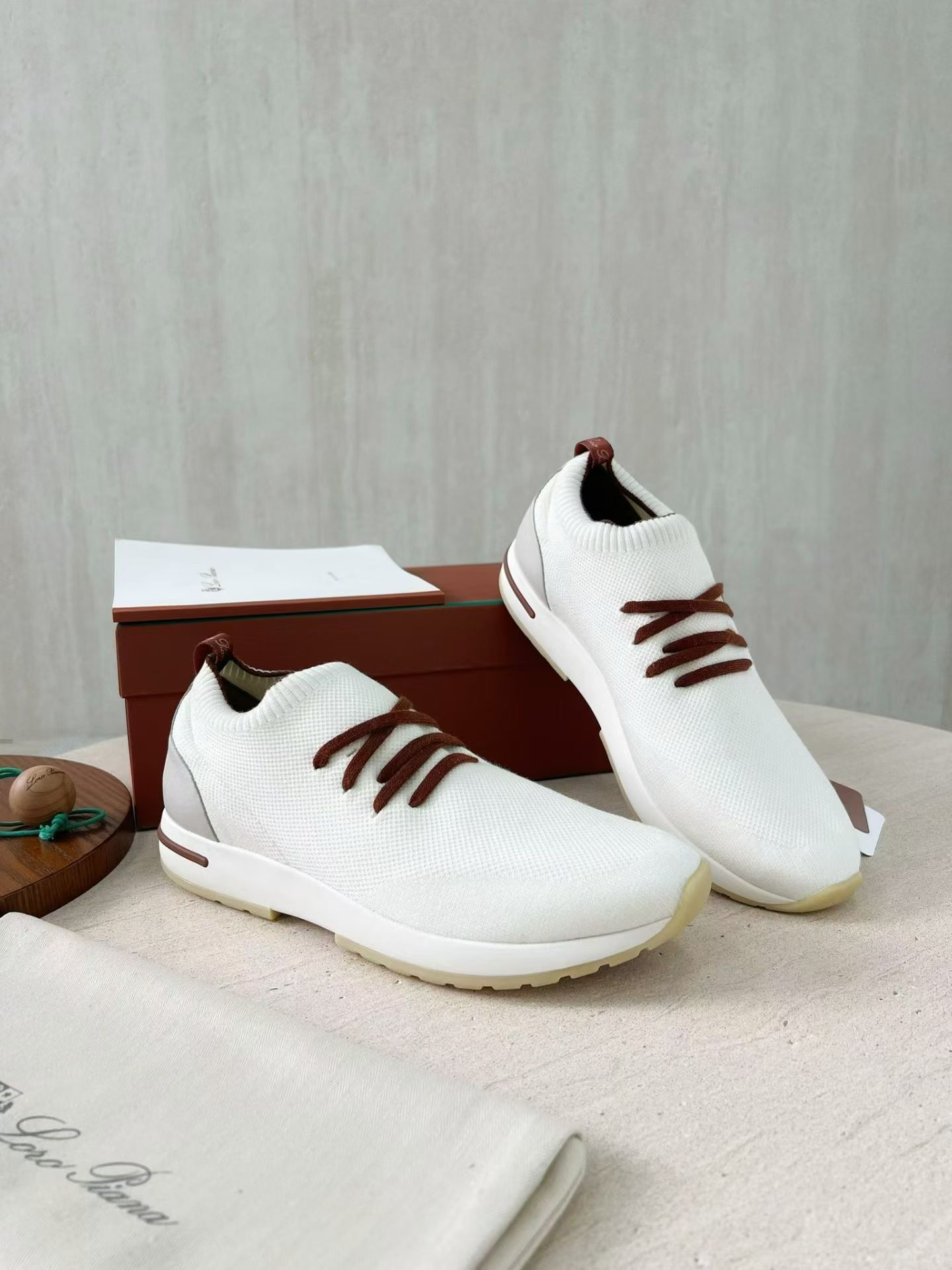 P Loro Piana Week End Walk  Low-top Comfortable and casual Men's Shoes  Bullshit C0运动鞋 波鞋 LP2521