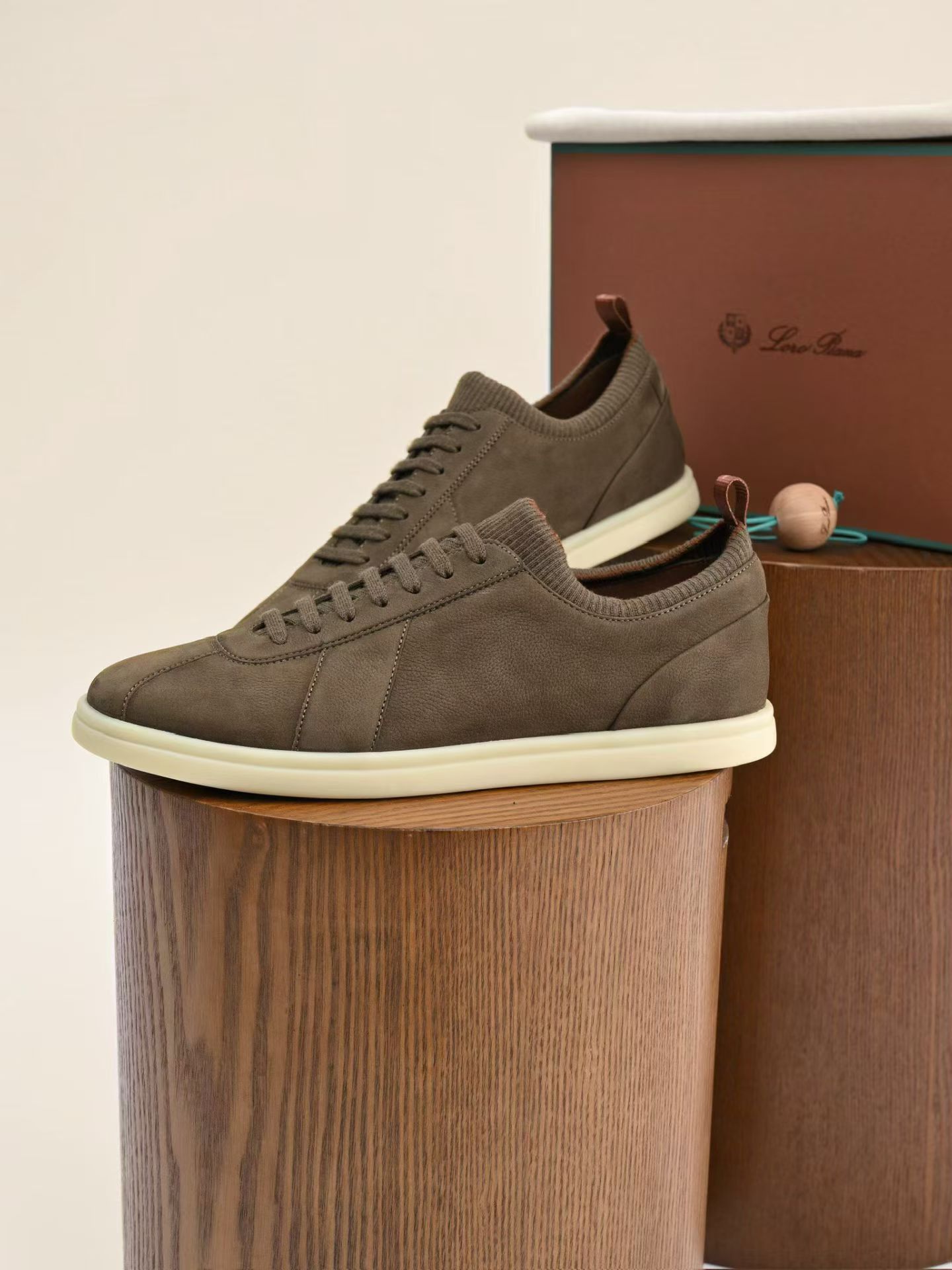 LP Loro Piana Week End Walk  Low-top Comfortable and casual Men's Shoes  Bullshit C0运动鞋 波鞋 LP2565
