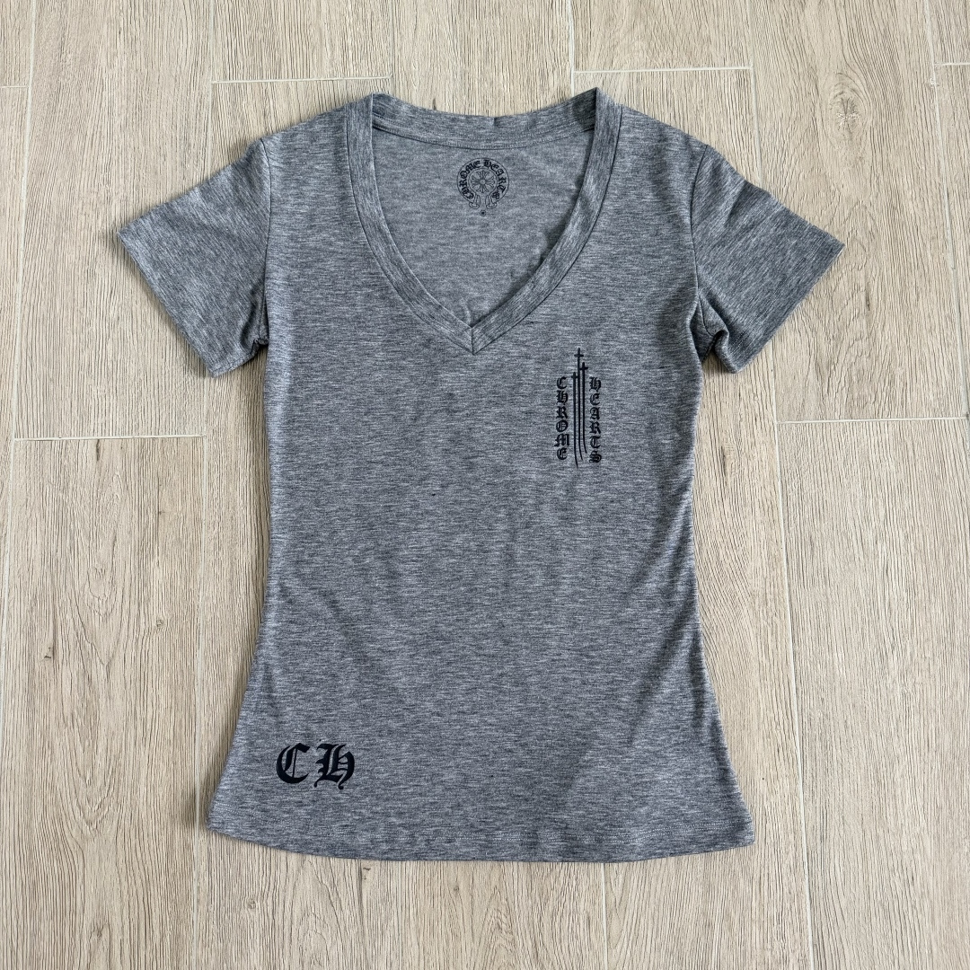Chrome Hearts CH 克罗心  V领修身 女款  短袖  背后梵文 灰色