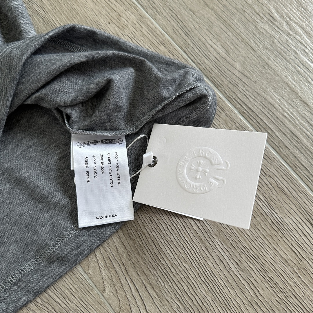 Chrome Hearts CH 克罗心  V领修身 女款  短袖  背后梵文 灰色