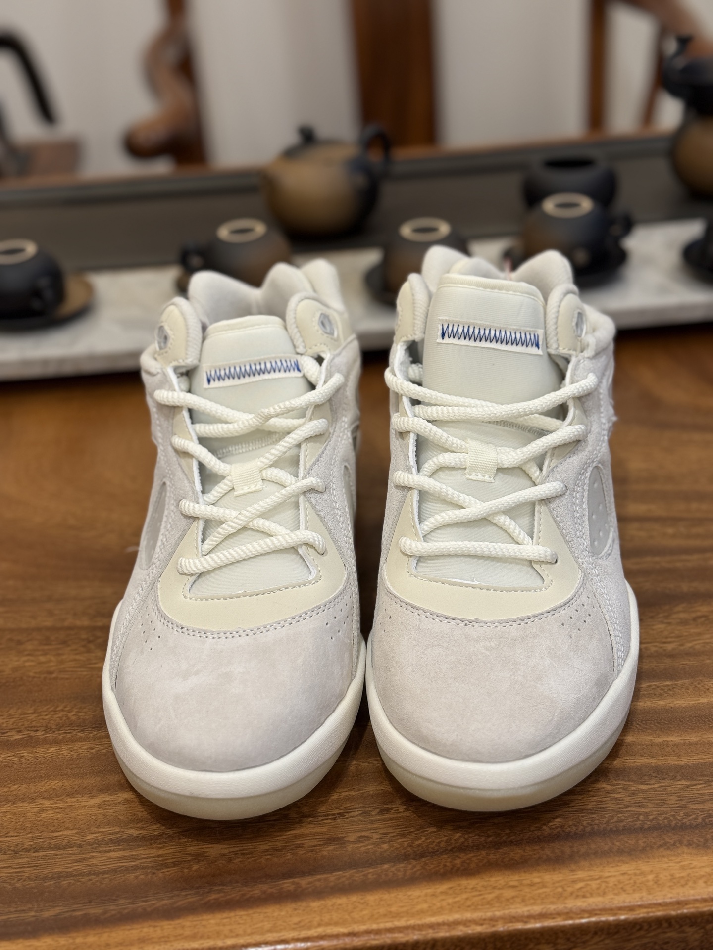 adidas  × Bad Bunny Badbo 1.0 百搭舒适 高帮 篮球鞋  KJ1468