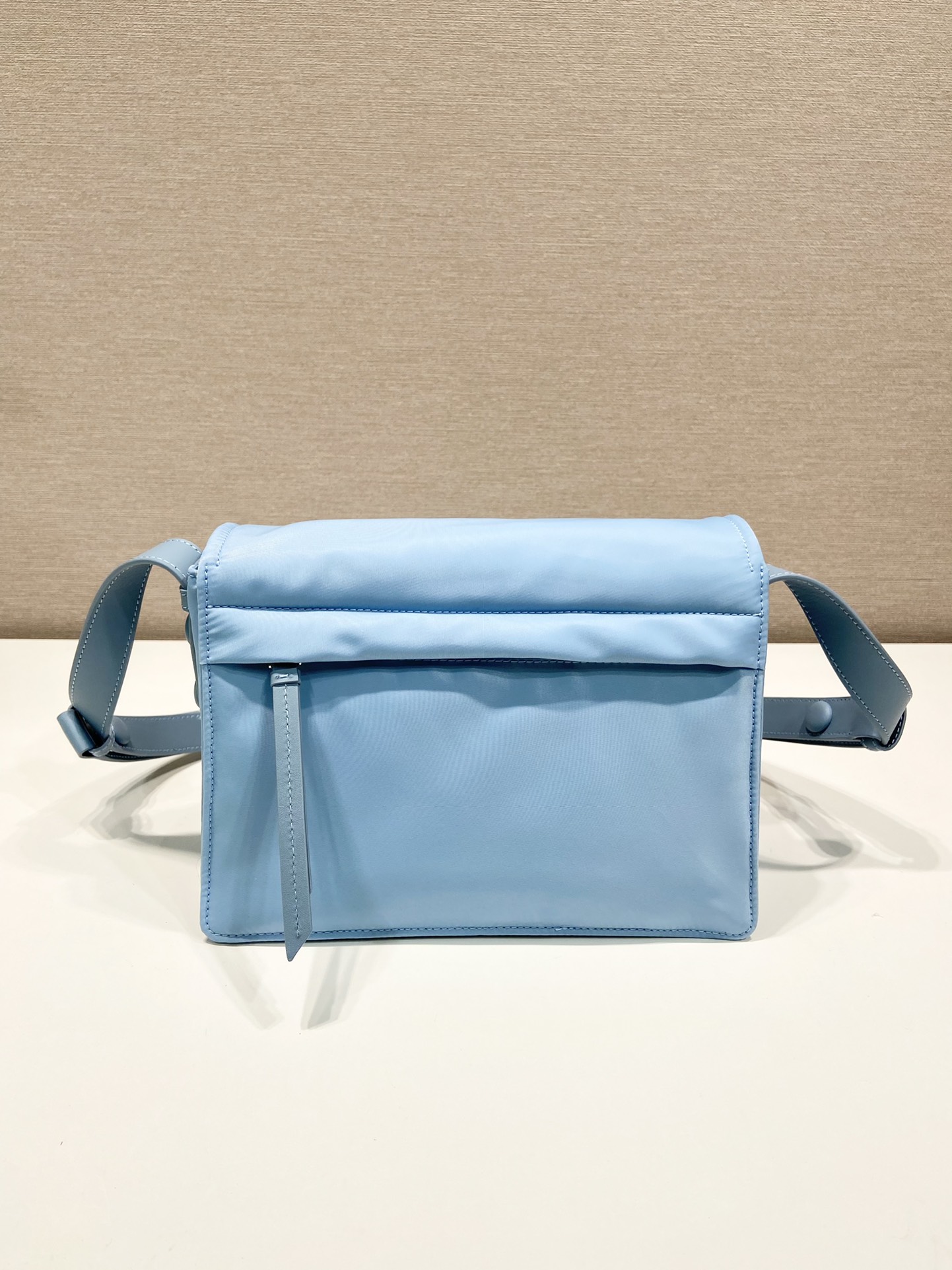 小号 普拉达 PRADA Re-Nylon Cini 复古三角形 邮差包 单肩包 斜挎包 蓝色 F0 1BD313