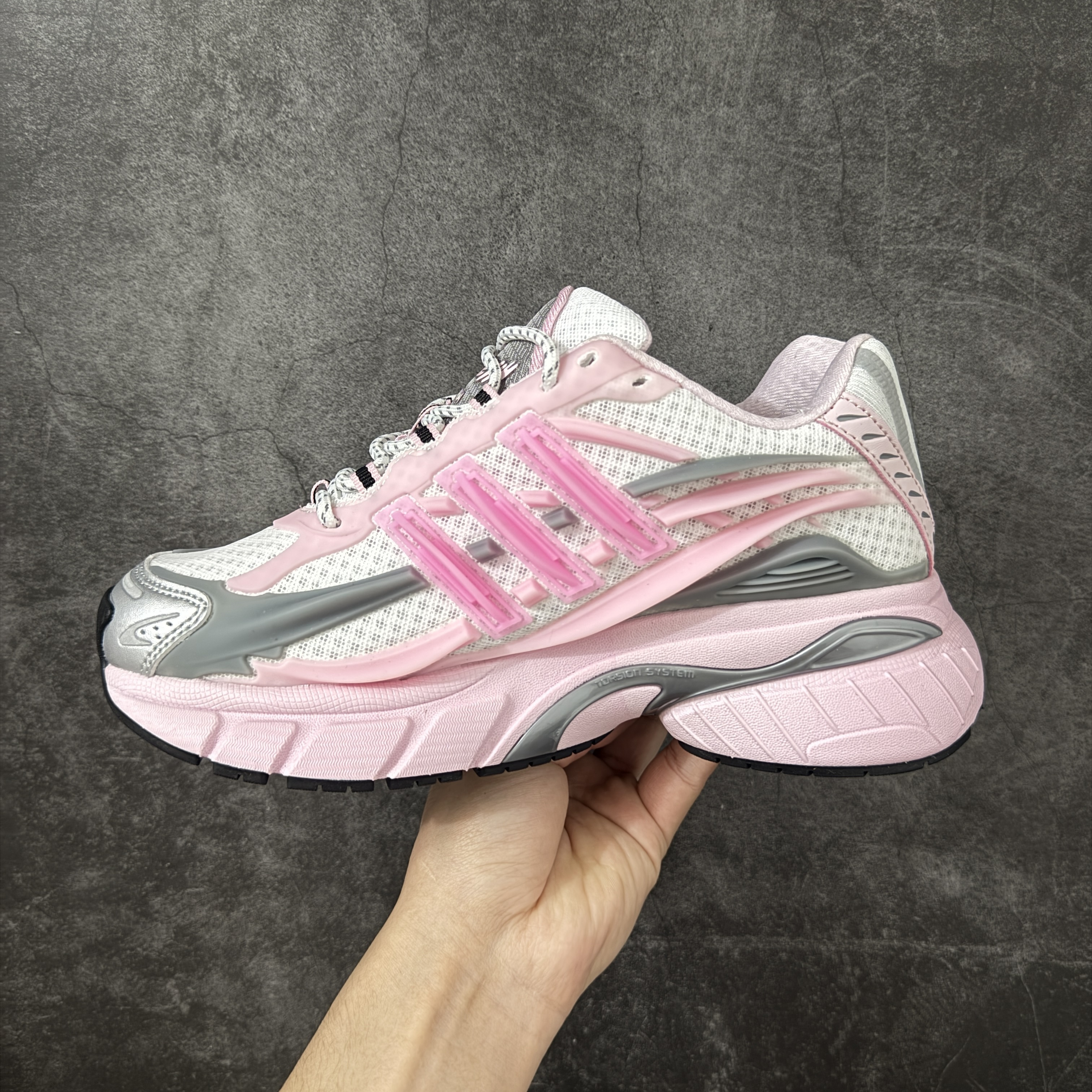 pharrell williams x adidas Adistar Jellyfish 水母鞋舒适时尚防滑透气  低帮老爹鞋 男女同款 粉色