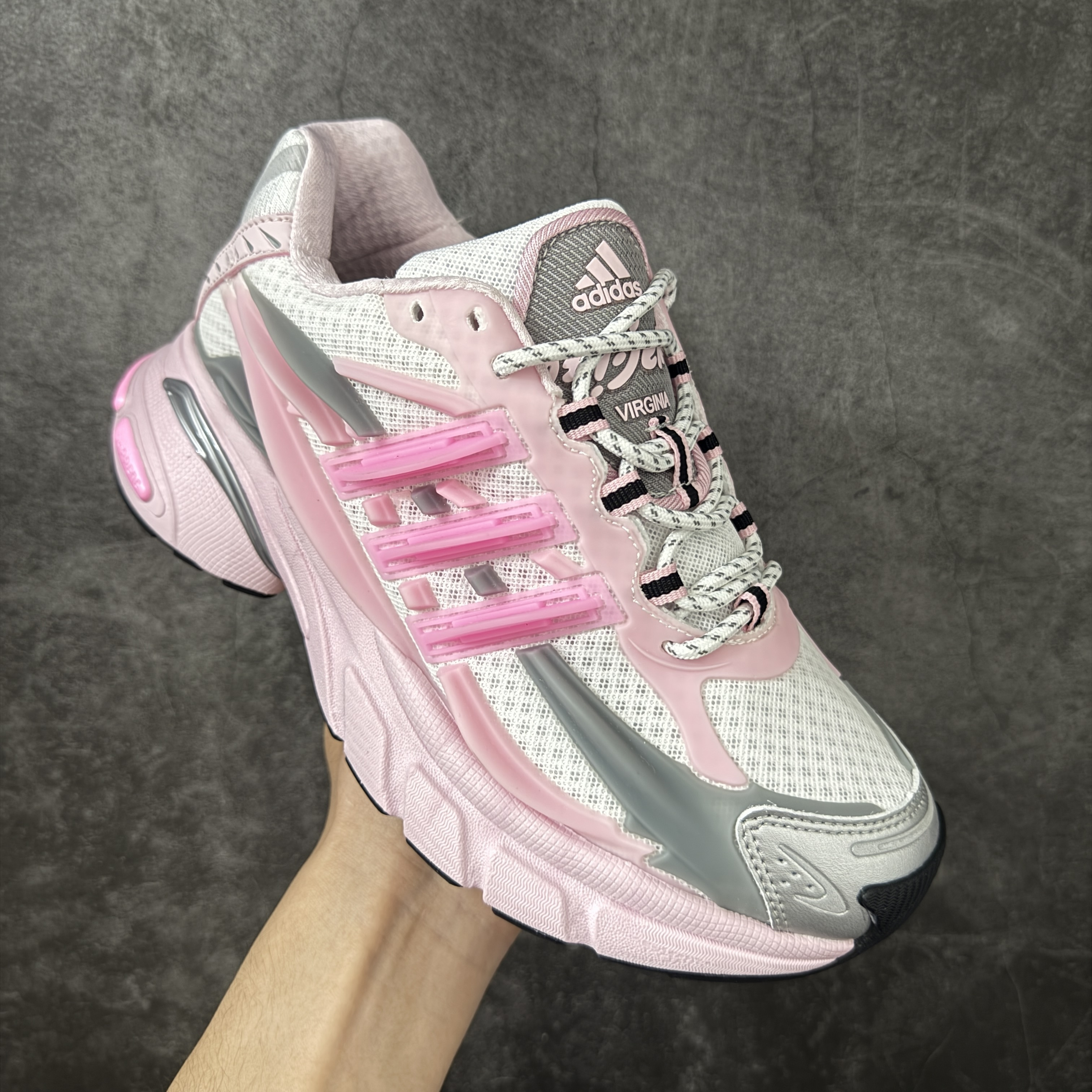 pharrell williams x adidas Adistar Jellyfish 水母鞋舒适时尚防滑透气  低帮老爹鞋 男女同款 粉色