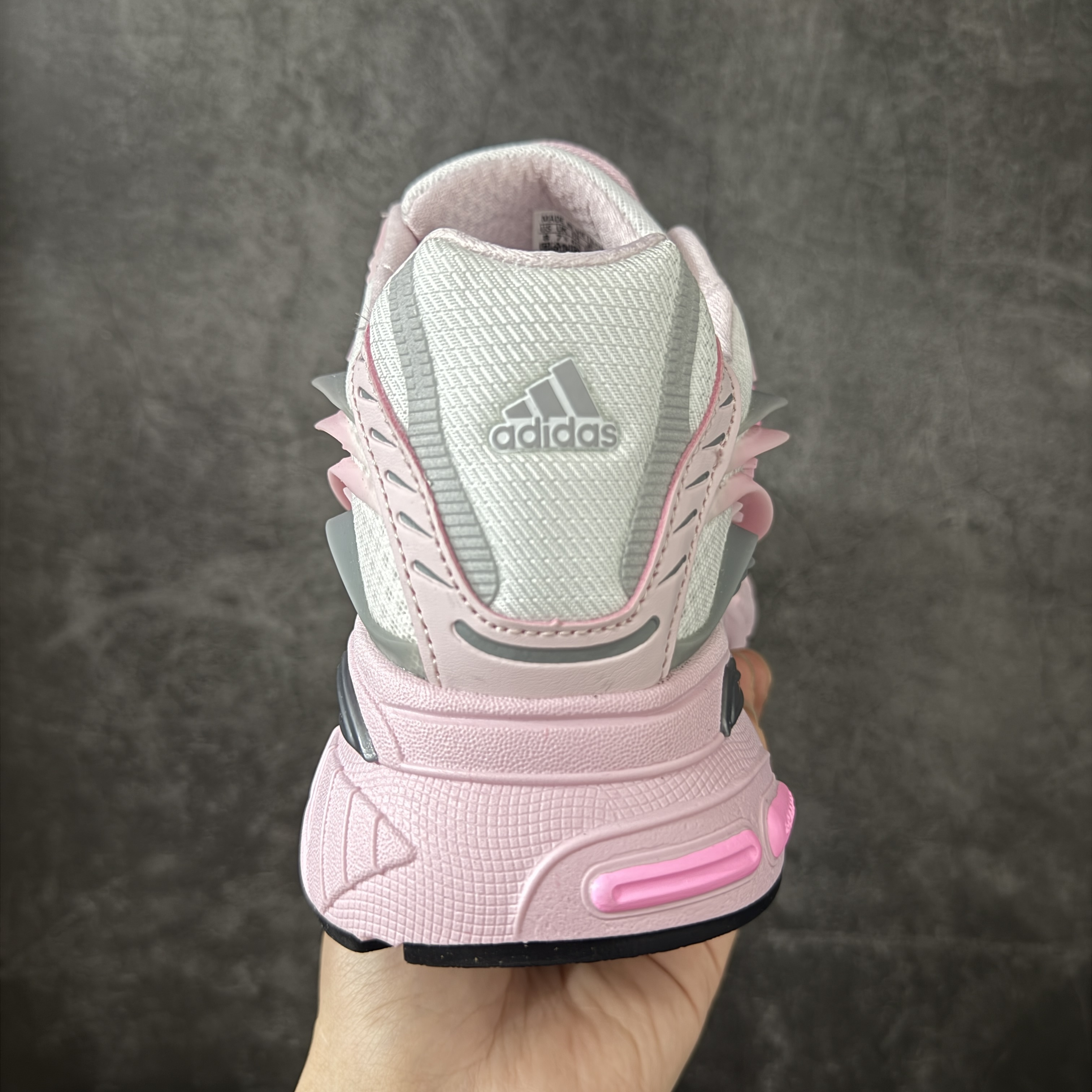 pharrell williams x adidas Adistar Jellyfish 水母鞋舒适时尚防滑透气  低帮老爹鞋 男女同款 粉色