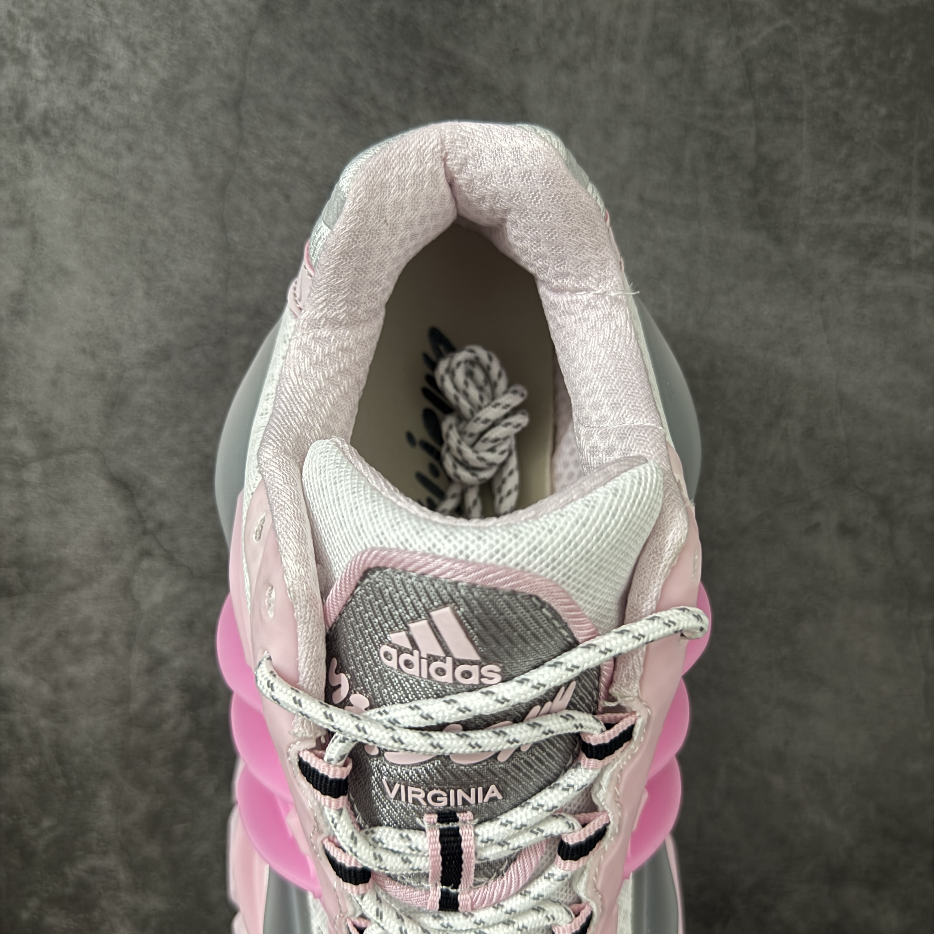 pharrell williams x adidas Adistar Jellyfish 水母鞋舒适时尚防滑透气  低帮老爹鞋 男女同款 粉色