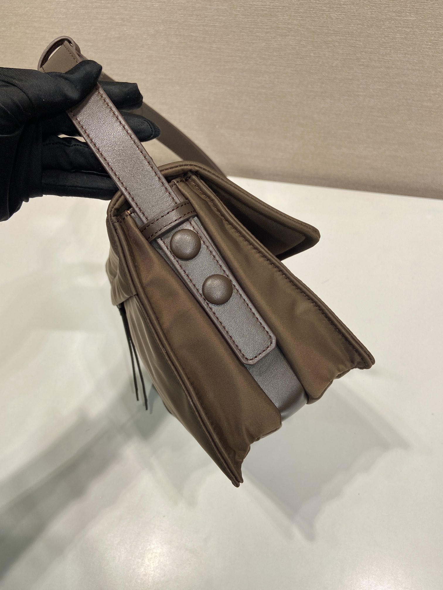 小号 普拉达 PRADA Re-Nylon三角标 托特手提包 单肩包 E0 棕色 1BD313_RDLN_F0038_V_OOO