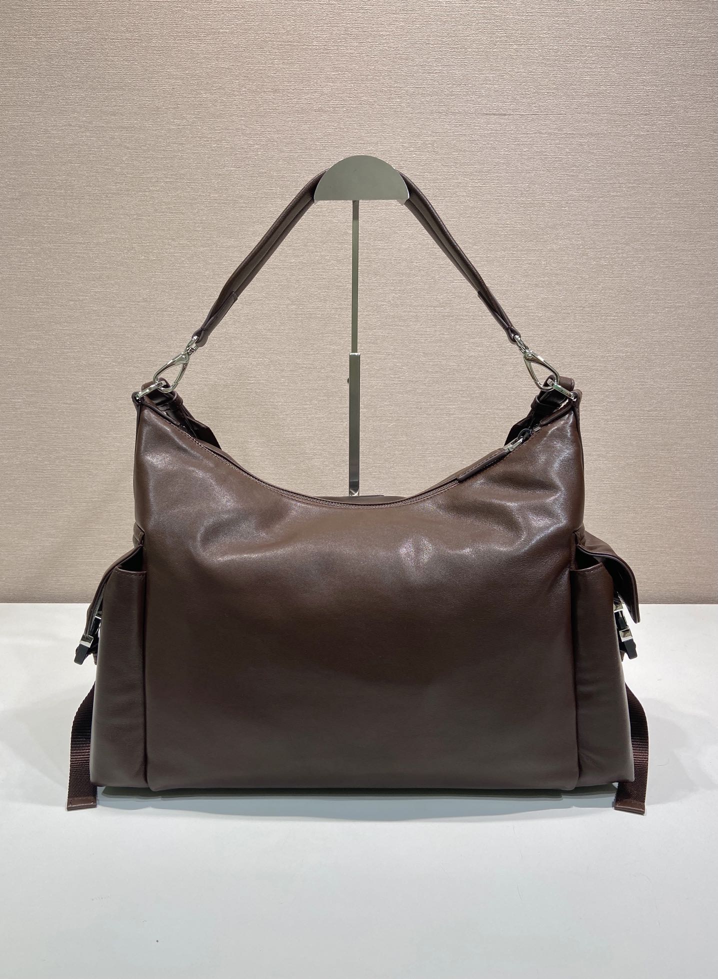 普拉达 PRADA  Explore 三角标 单肩手提包 牛皮 棕色 F0 2VH204_2HE8_F0201_V_OOO