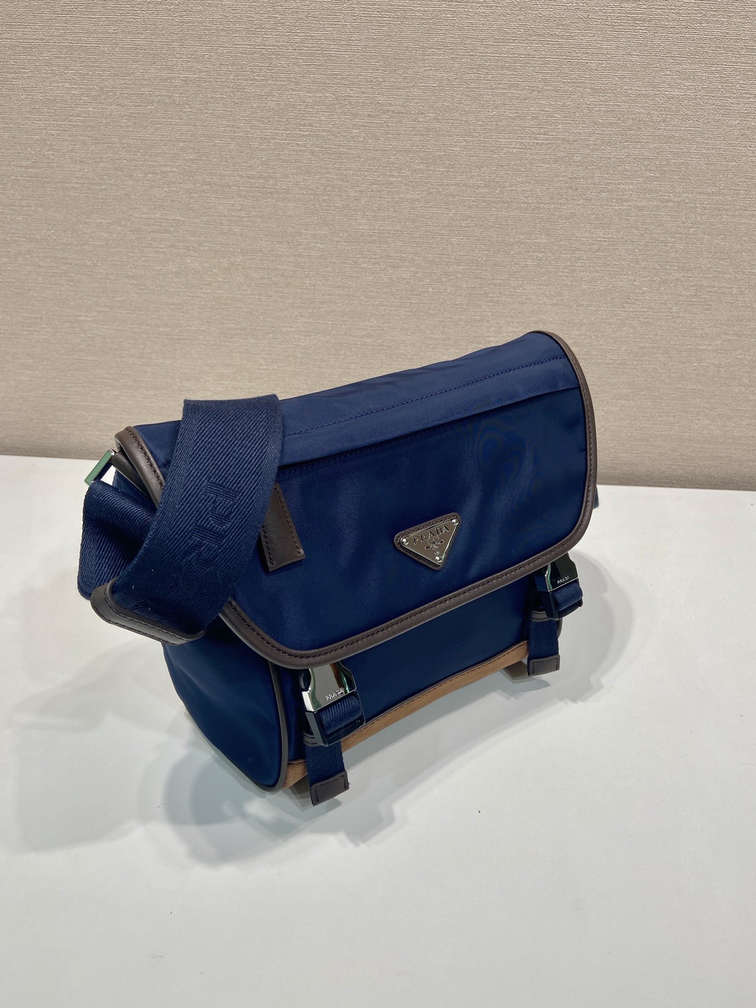 small 普拉达 PRADA Re-Nylon  复古三角形 邮差包 单肩包 斜挎包 蓝色拼咖啡色F0 2VD066_384_F0C1B