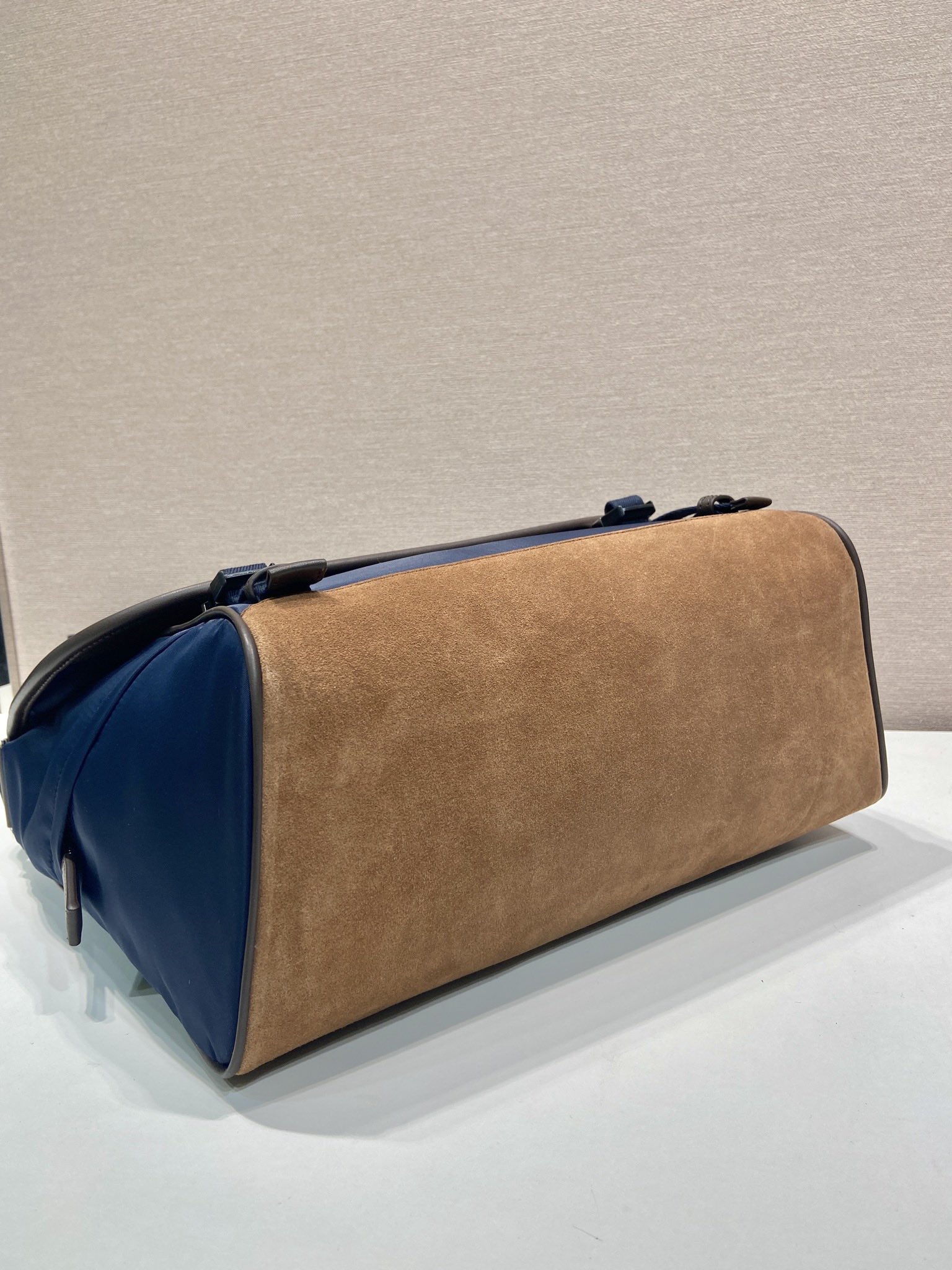 普拉达 PRADA Re-Nylon  复古三角形 邮差包 单肩包 斜挎包 蓝色拼咖啡色 F0 2VD052_384_F0C1B