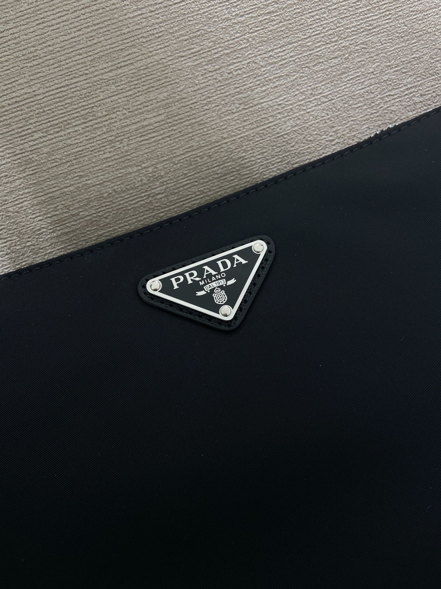 普拉达 PRADA Saffiano 多功能可拆卸肩带三合一 尼龙  单肩包  黑色F0 2VH113-064-F0002