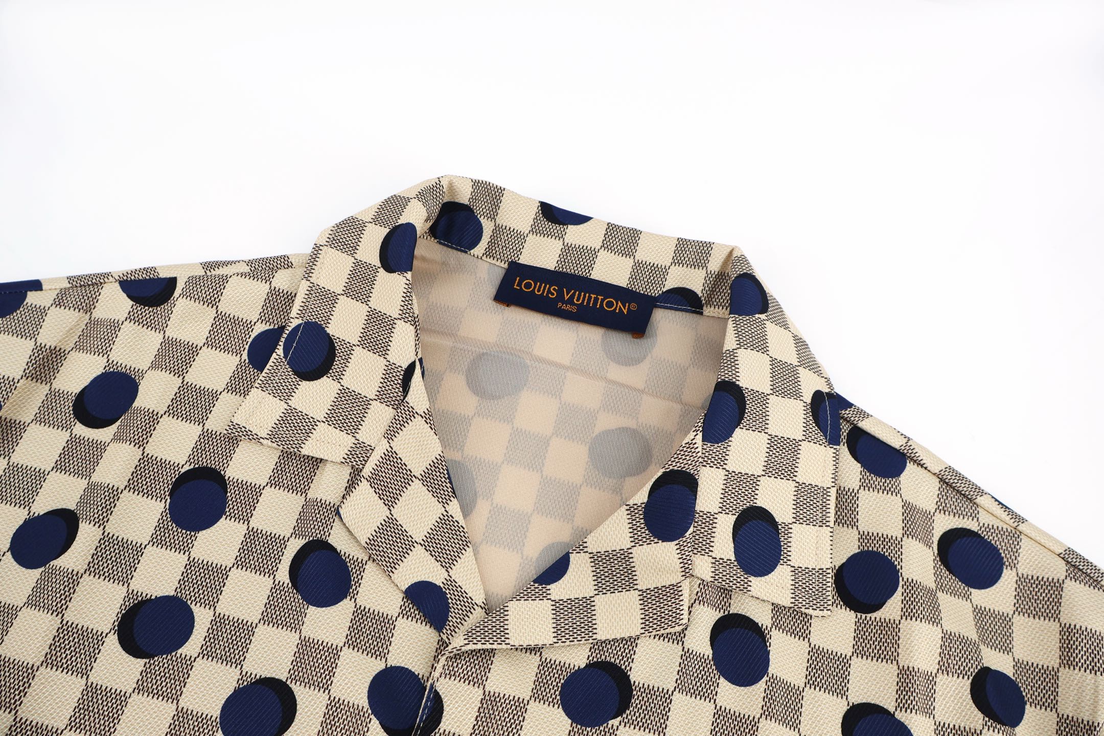 LOUIS VUITTON 路易威登 LV 波点桑蚕丝短袖衬衫 短袖 外套 夏款 米白色 B0  
