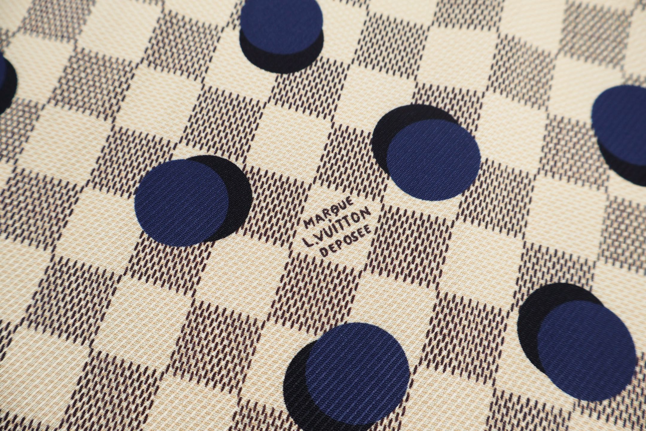 LOUIS VUITTON 路易威登 LV 波点桑蚕丝短袖衬衫 短袖 外套 夏款 米白色 B0  