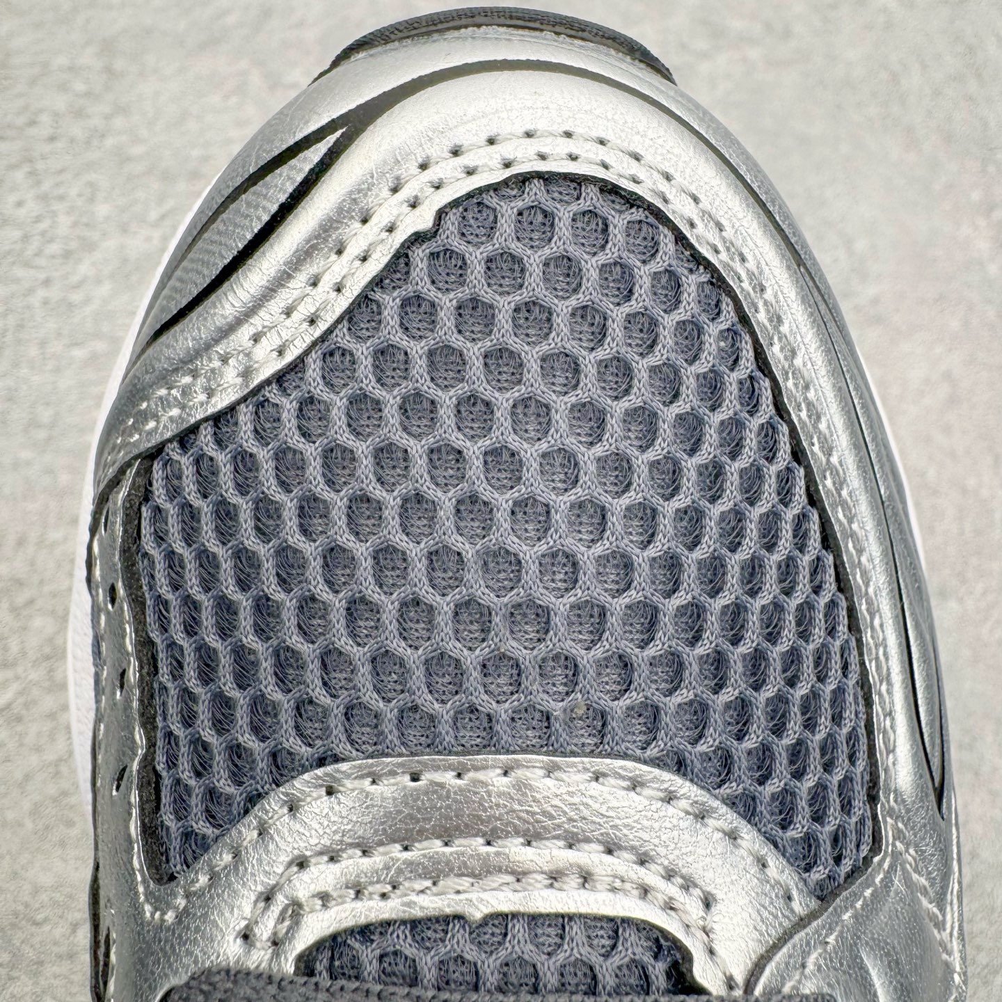 新版ASICS GEL-KAYANO K14 亚瑟士  低筒 减震 户外 运动鞋 跑步鞋  休闲鞋 板鞋 男女同款  银绿色 1203A537-020