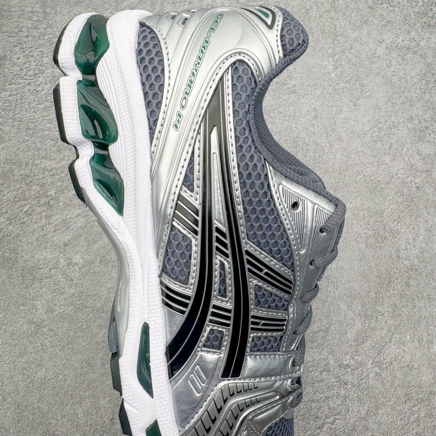 新版ASICS GEL-KAYANO K14 亚瑟士  低筒 减震 户外 运动鞋 跑步鞋  休闲鞋 板鞋 男女同款  银绿色 1203A537-020