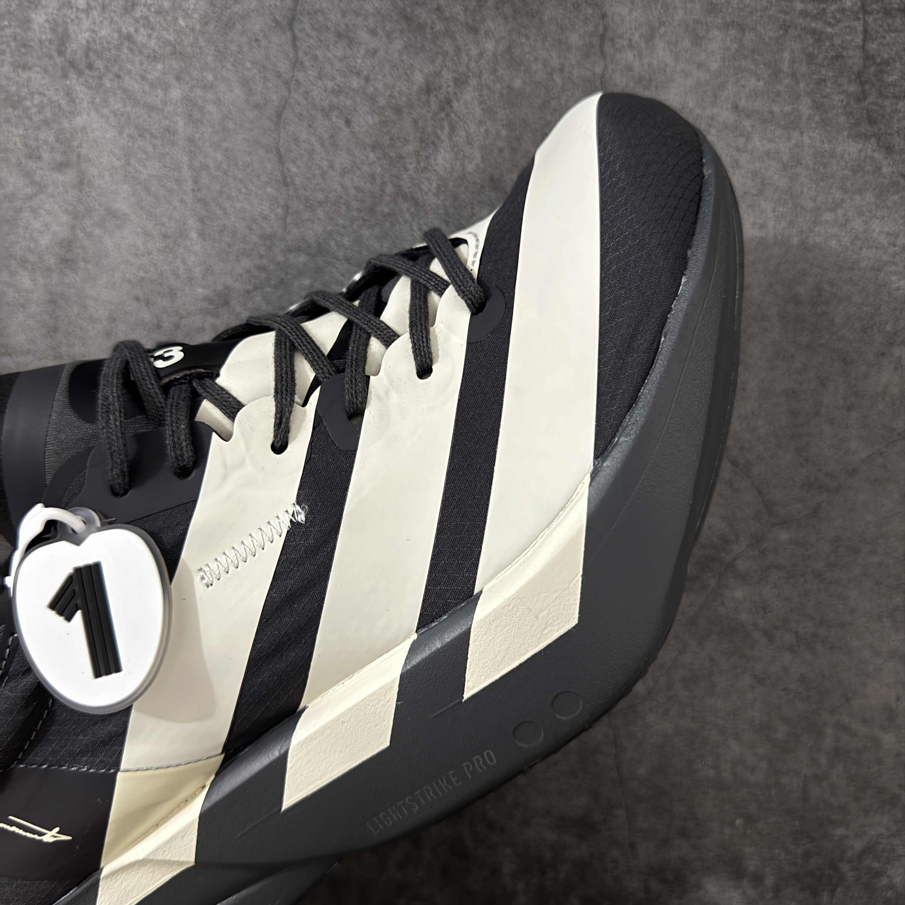 Y3 Adizero Adios Pro 4  低筒 舒适百搭 防滑耐磨 马拉松 训练竞速 跑步鞋 女款 男款 波鞋 黑  KI6876