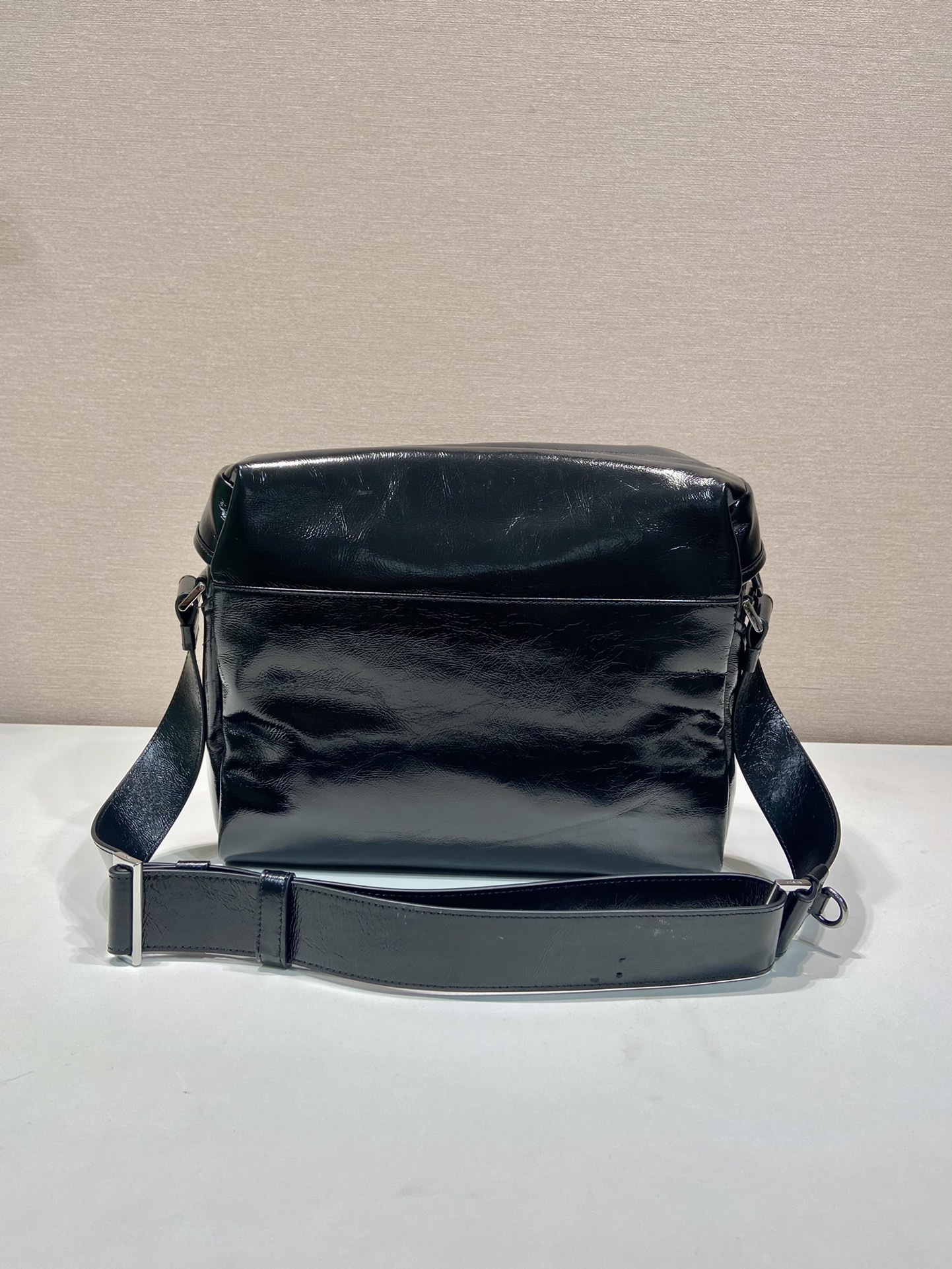 普拉达 PRADA Re-Nylon  单肩包  黑色 油蜡皮  J0 2VD062_2CX7_F0002