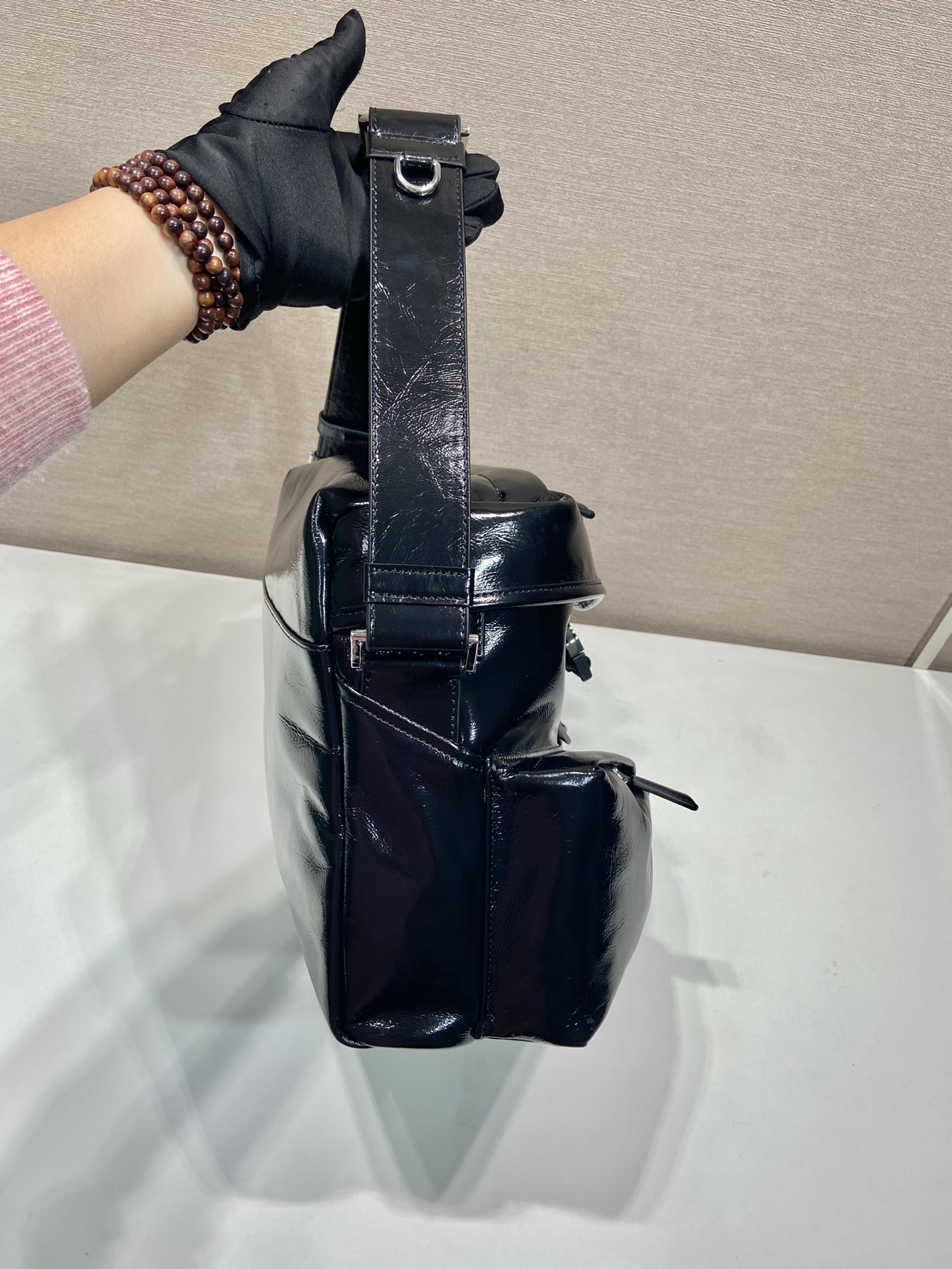 普拉达 PRADA Re-Nylon  单肩包  黑色 油蜡皮  J0 2VD062_2CX7_F0002
