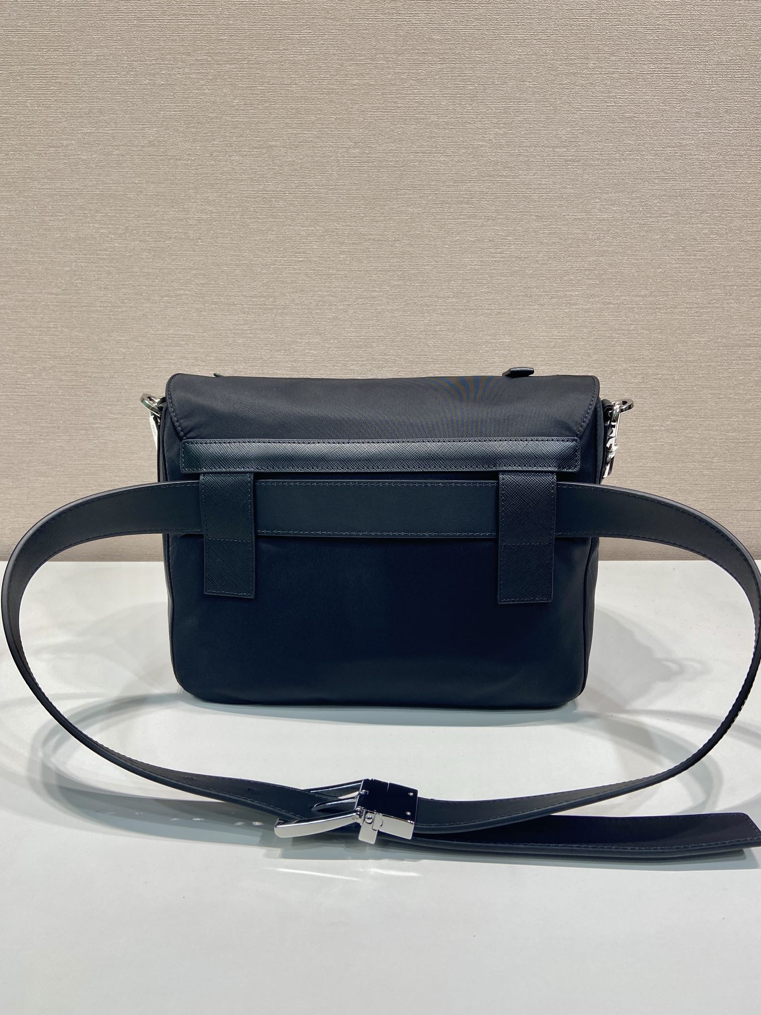 普拉达 PRADA  斜跨 单肩包 黑色  H0 2VD071_2C26_F0002