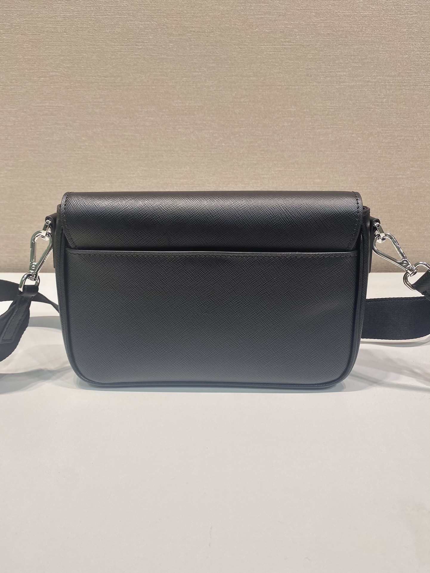 普拉达 PRADA  Saffiano 斜跨 单肩包 黑色  H0 2VD059_9Z2_F0002_V_OOO