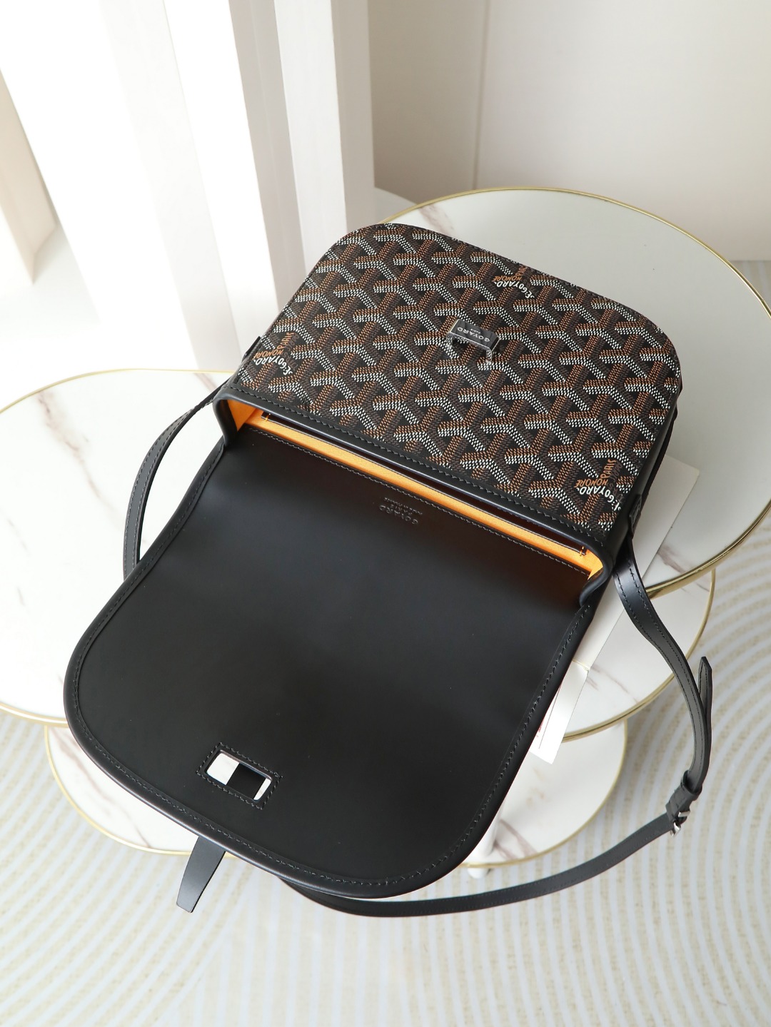 戈雅 邮差 Goyard Belvedere Small Messenger Bag — Unisex canvas and leather flap bag H0 BELVE2PMLTY