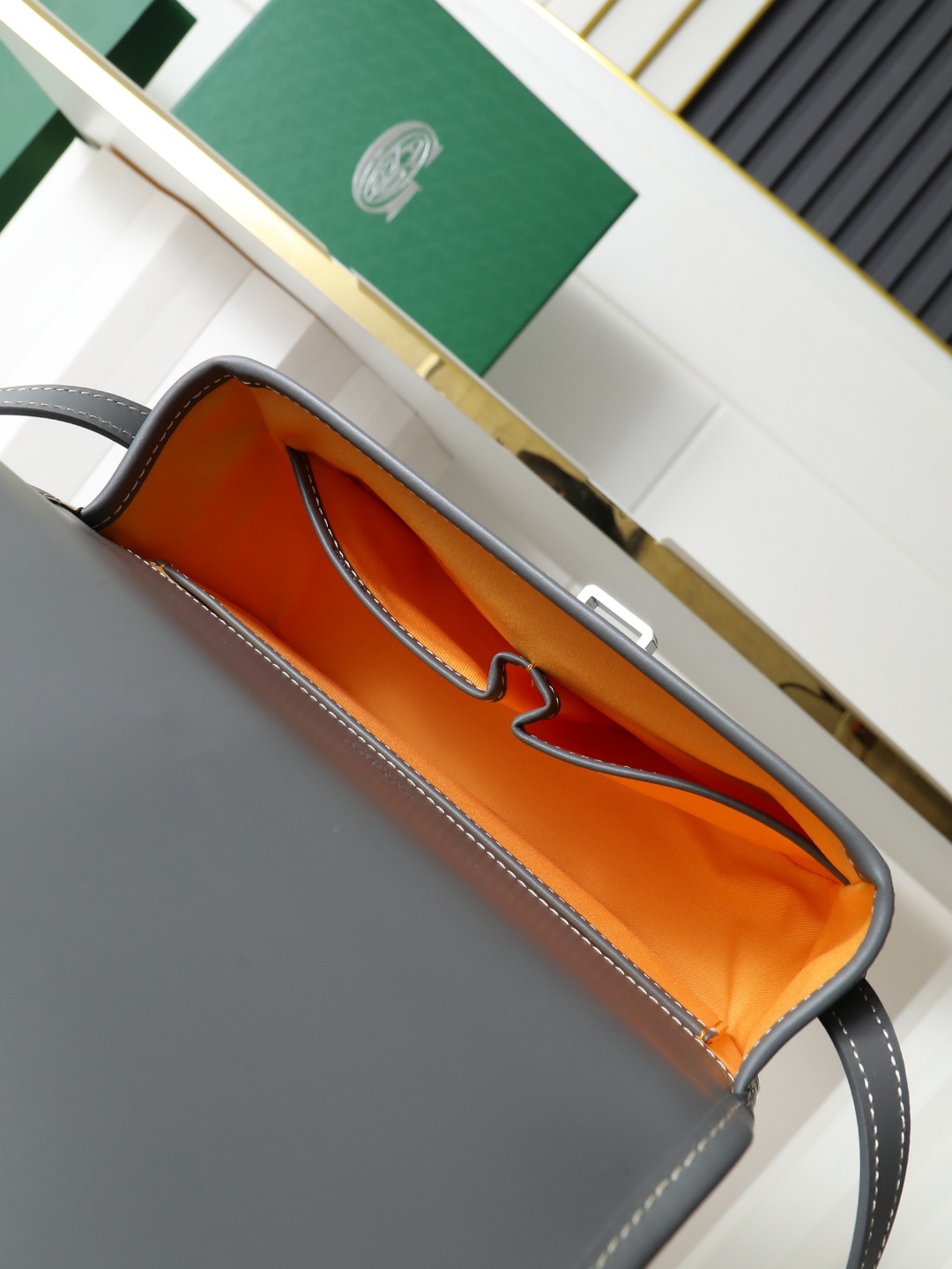 戈雅 邮差 Goyard Belvedere Small Messenger Bag — Unisex canvas and leather flap bag H0 BELVE2PMLTY