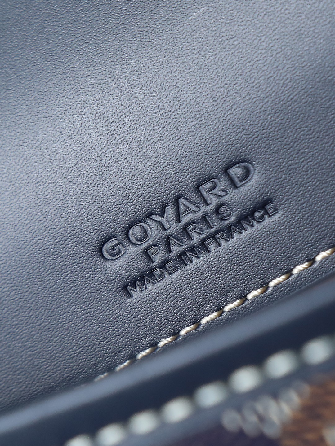 戈雅 邮差 Goyard Belvedere Small Messenger Bag — Unisex canvas and leather flap bag H0 BELVE2PMLTY