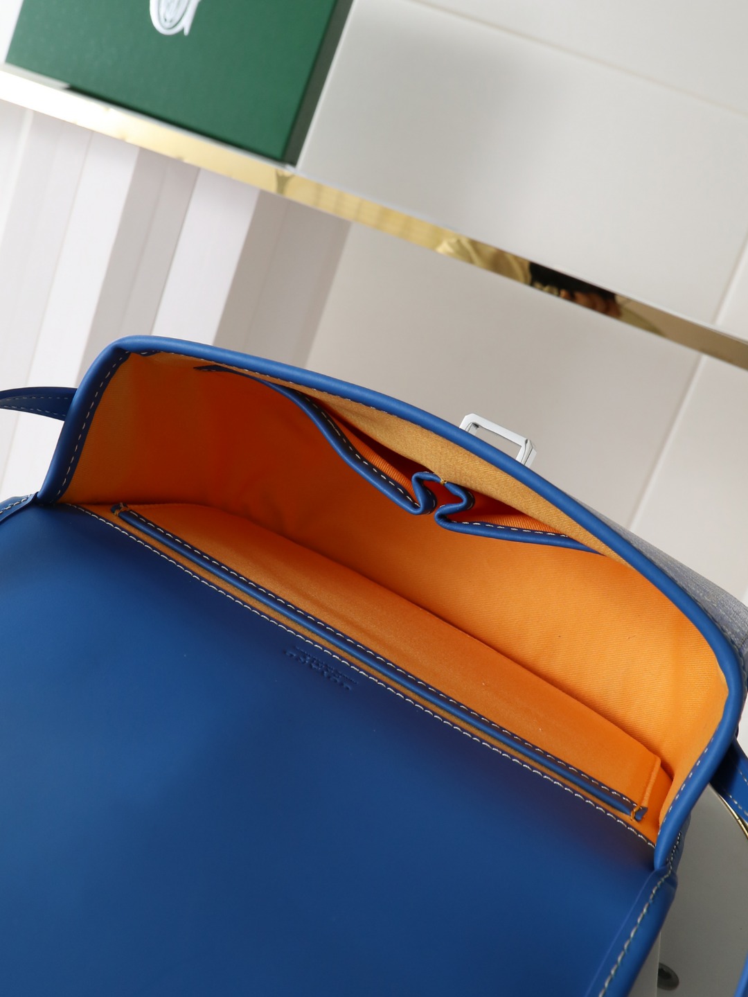 戈雅 邮差 Goyard Belvedere Small Messenger Bag — Unisex canvas and leather flap bag H0 BELVE2PMLTY