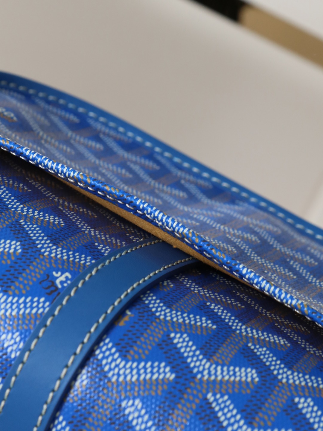 戈雅 邮差 Goyard Belvedere Small Messenger Bag — Unisex canvas and leather flap bag H0 BELVE2PMLTY