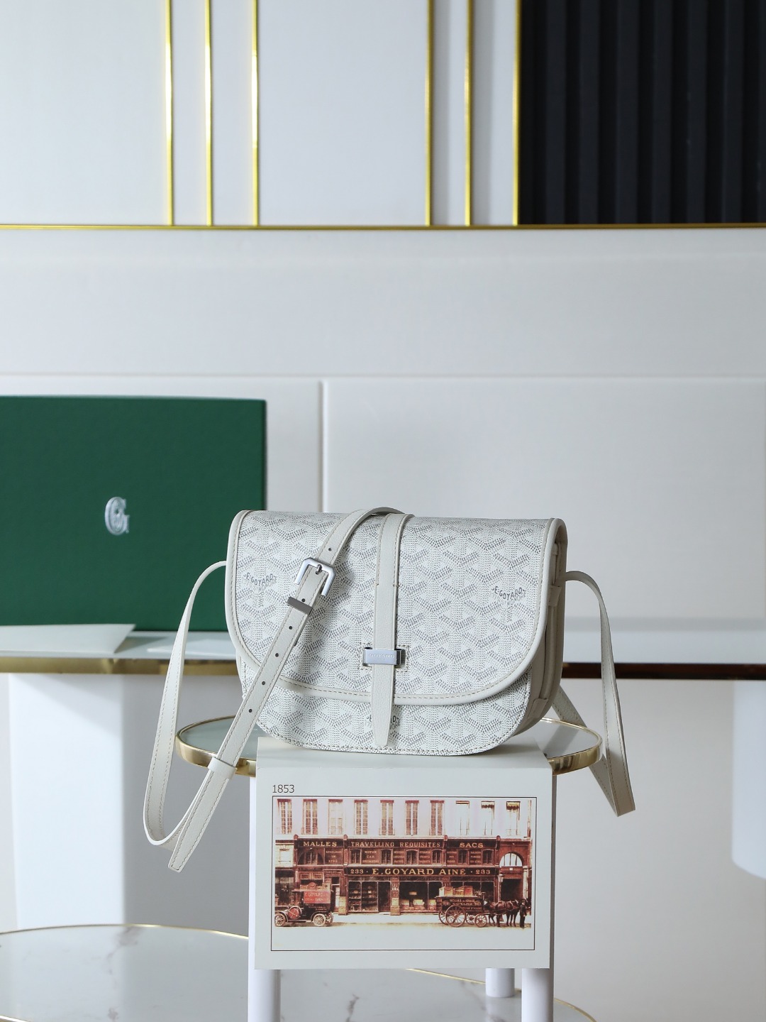 戈雅 邮差 Goyard Belvedere Small Messenger Bag — Unisex canvas and leather flap bag H0 BELVE2PMLTY