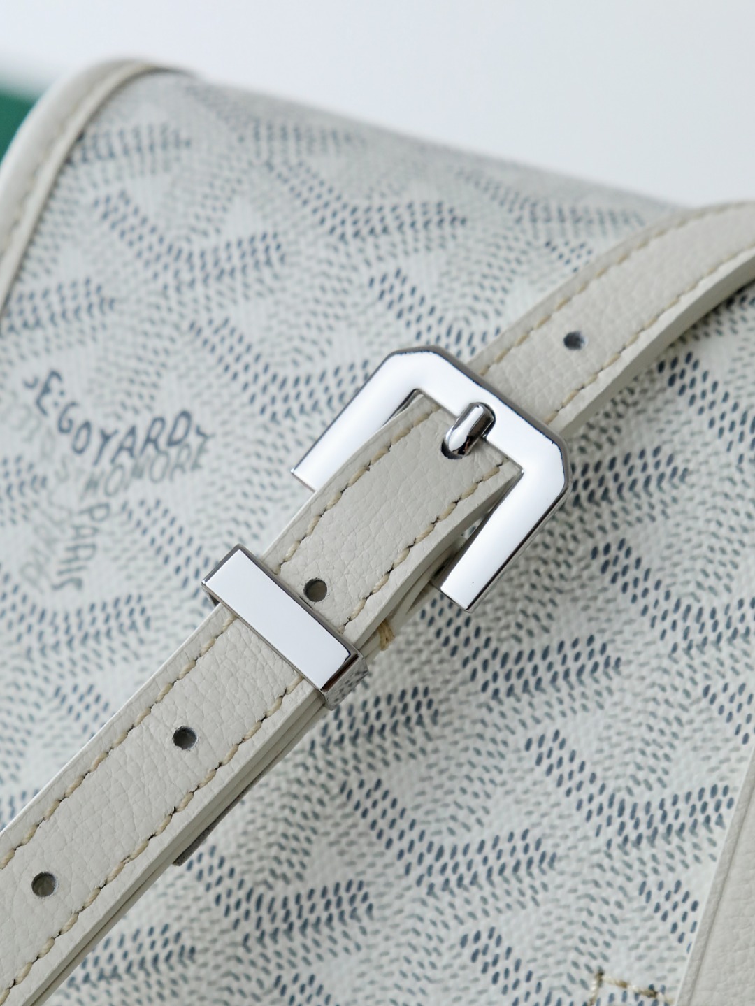 戈雅 邮差 Goyard Belvedere Small Messenger Bag — Unisex canvas and leather flap bag H0 BELVE2PMLTY