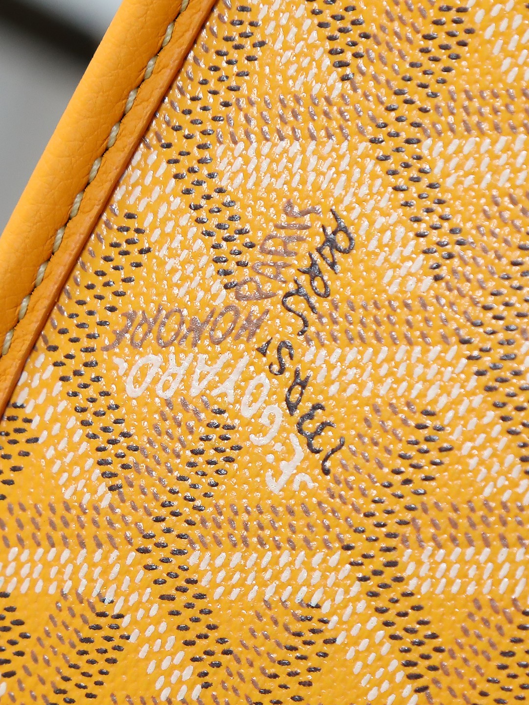 戈雅 邮差 Goyard Belvedere Small Messenger Bag — Unisex canvas and leather flap bag H0 BELVE2PMLTY