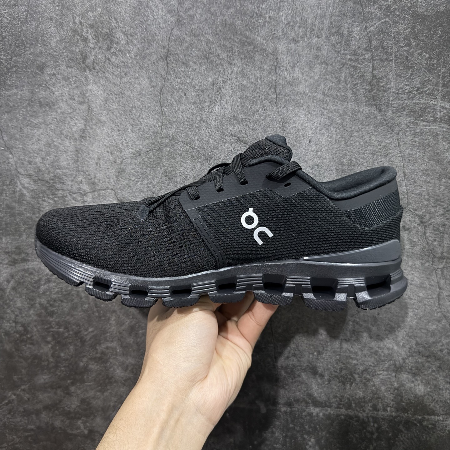 On 昂跑 CLOUD X4  低筒 百搭舒适  运动 训练鞋  B0黑武士 3ME30040106