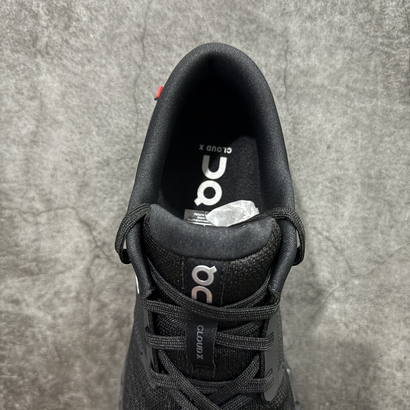 On 昂跑 CLOUD X4  低筒 百搭舒适  运动 训练鞋  B0黑武士 3ME30040106