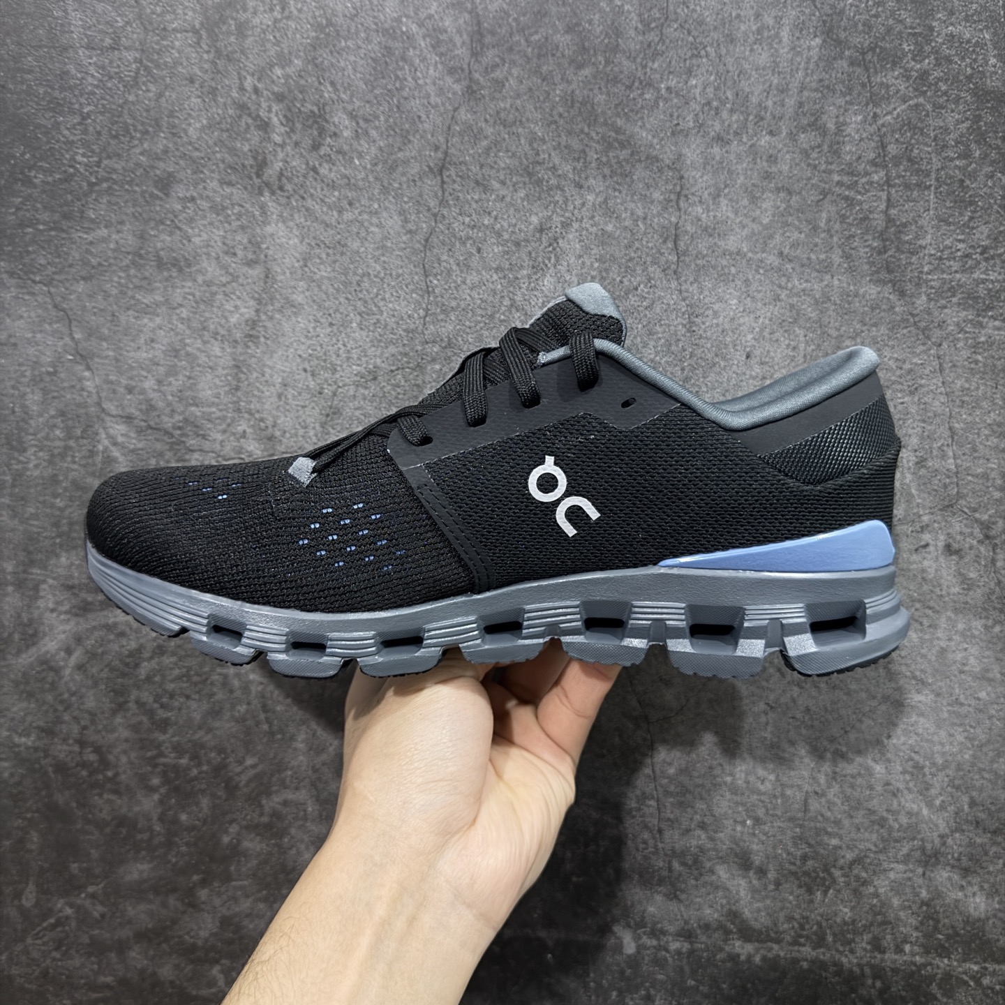 On 昂跑 CLOUD X4  低筒 百搭舒适  运动 训练鞋  B0黑蓝 3ME30041446