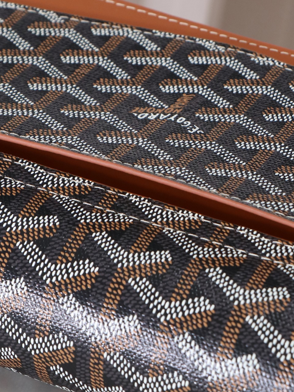 GOYARD Duchess Marie-Caroline Shoulder/Crossbody Bag in Canvas and Cervon Calfskin H0 DUCHESPMLTY-01CL03P