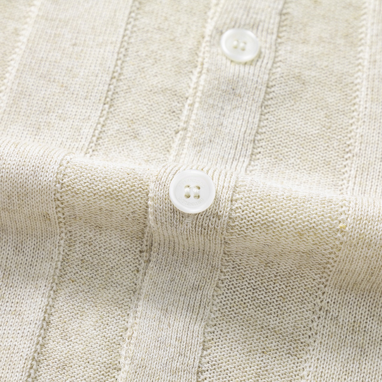 Brunello Cucinelli Men's Solid-Color Knit Polo Shirt (Linen-Cotton Blend, Single-Breasted)
