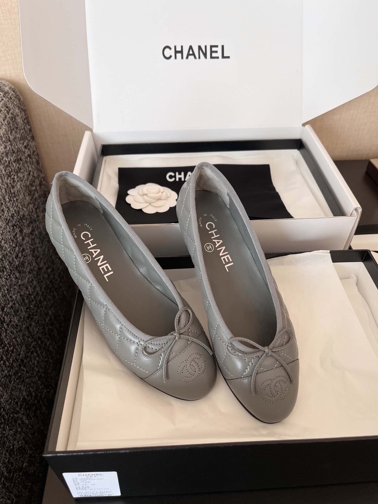 CHANEL Women's Minimalist Low-Top Casual Ballet Flats 
