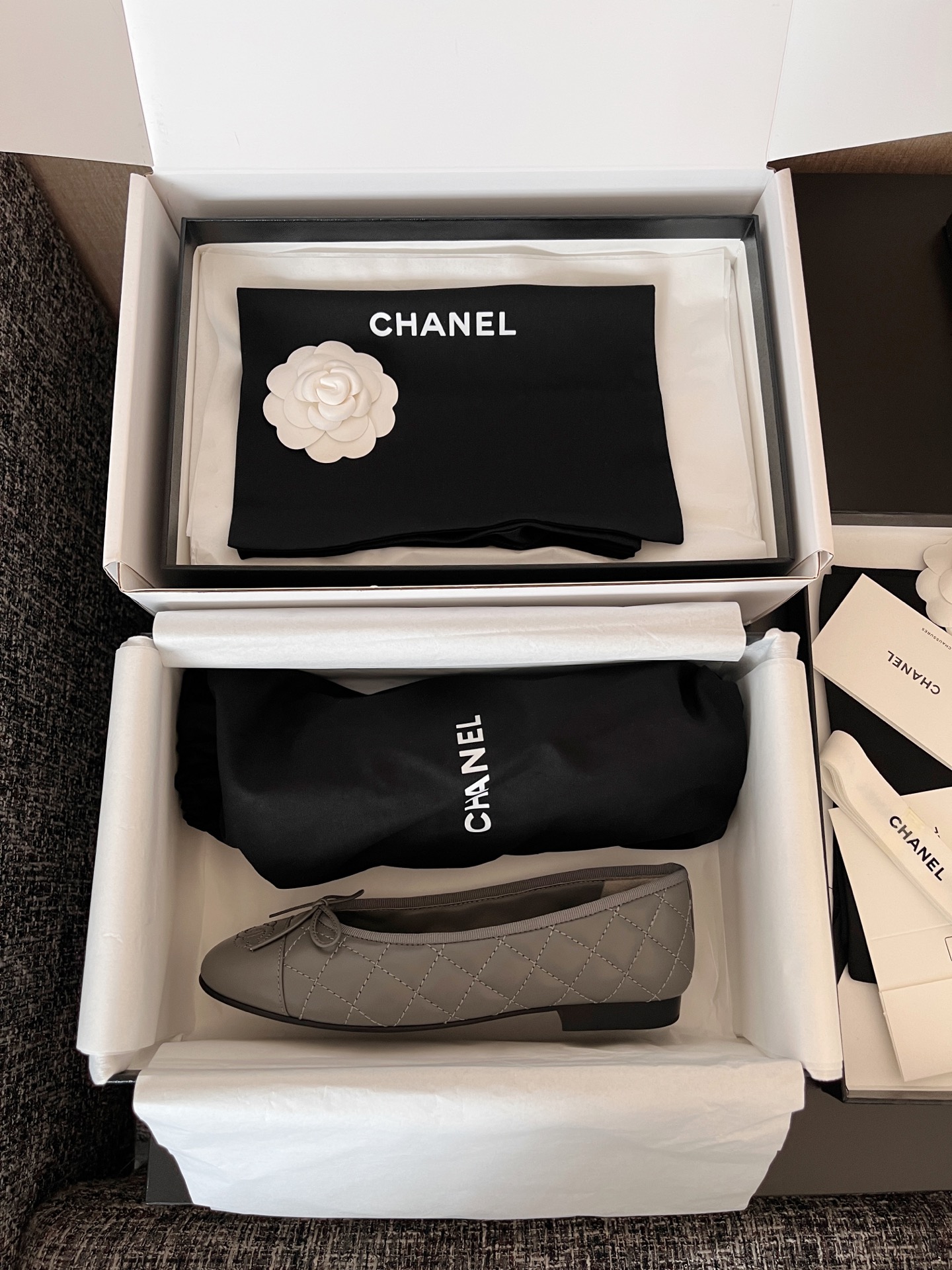 CHANEL Women's Minimalist Low-Top Casual Ballet Flats 