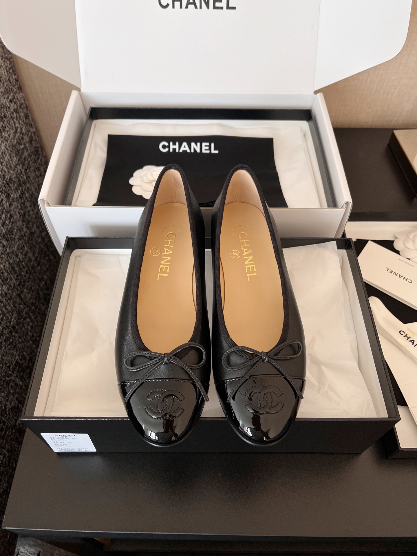 CHANEL Women's Minimalist Low-Top Casual Ballet Flats 