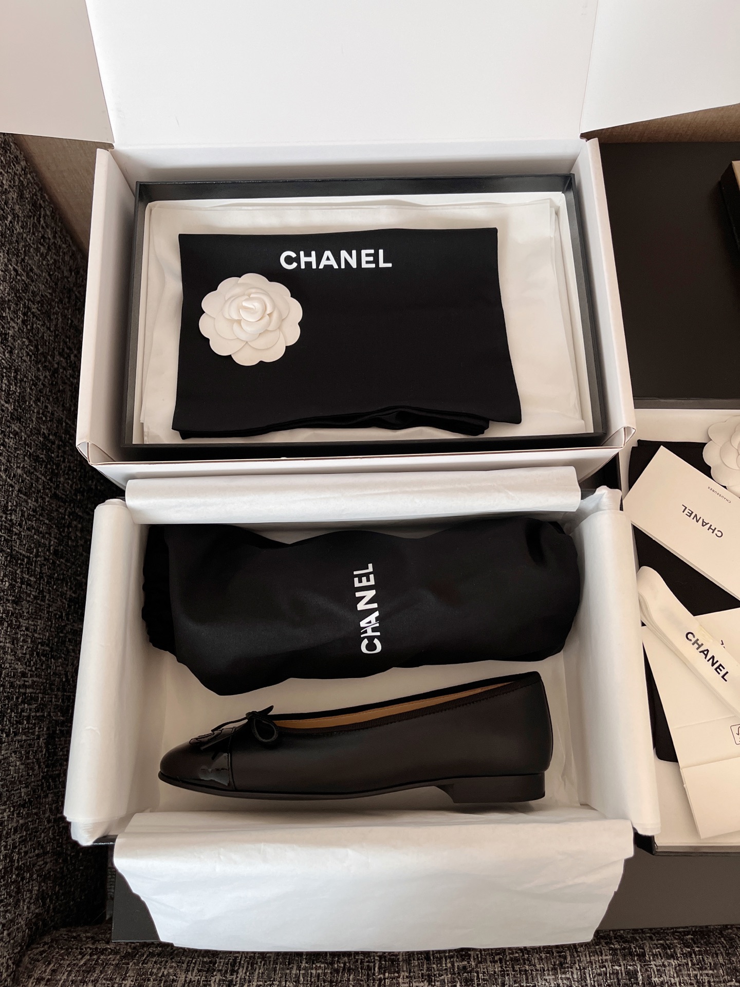 CHANEL Women's Minimalist Low-Top Casual Ballet Flats 