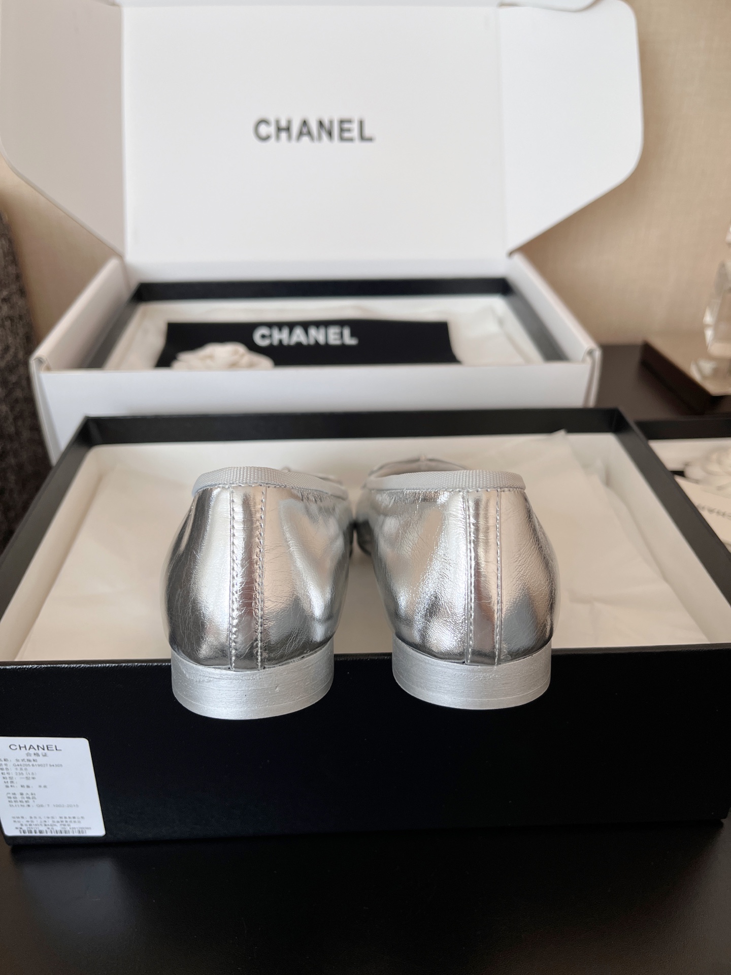 CHANEL Women's Minimalist Low-Top Casual Ballet Flats 