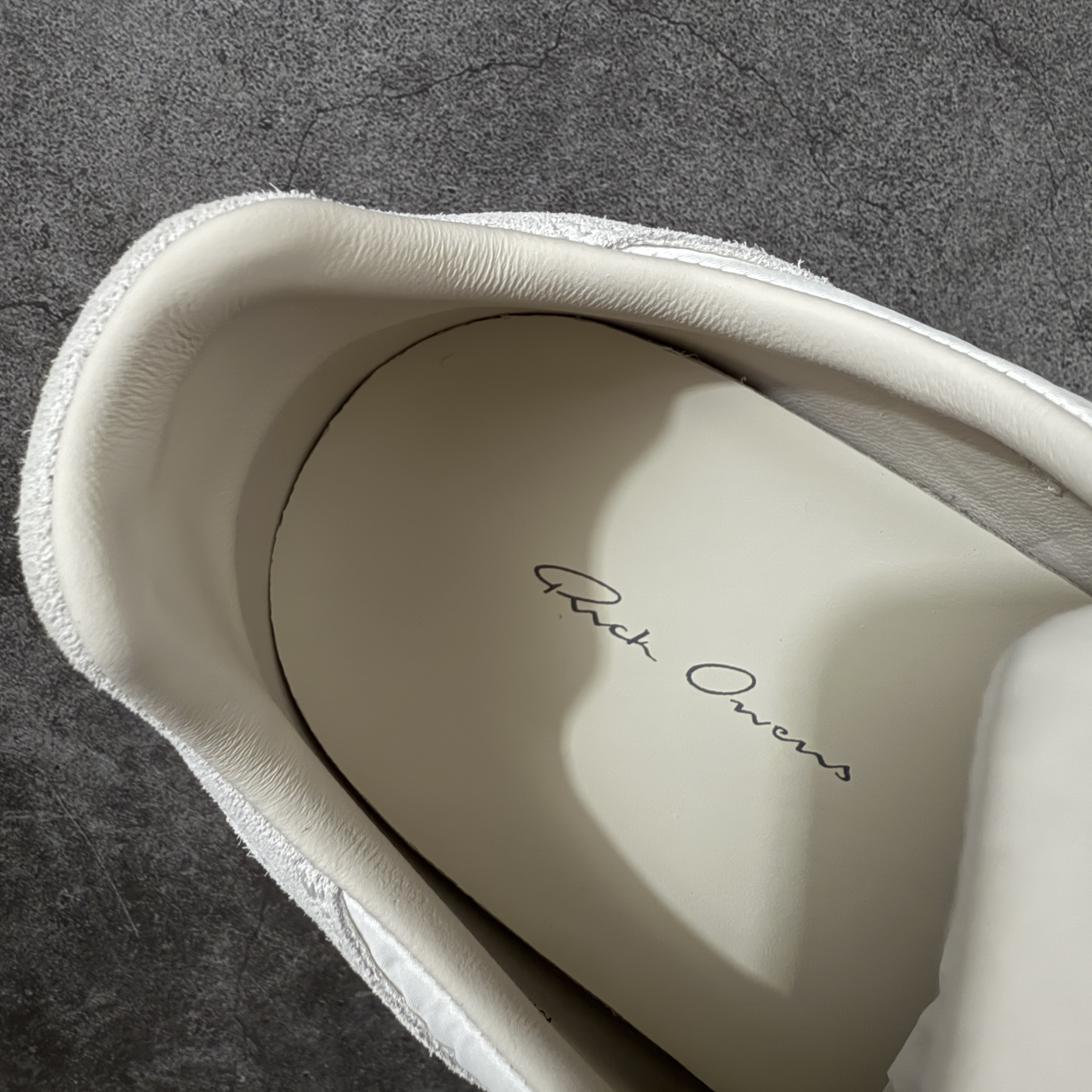 RICK OWENS RO MINIMAL  圆头 板鞋 休闲鞋 波鞋 男鞋  帆布  低筒   灰色 RU01F2889NDOLV-X1111
