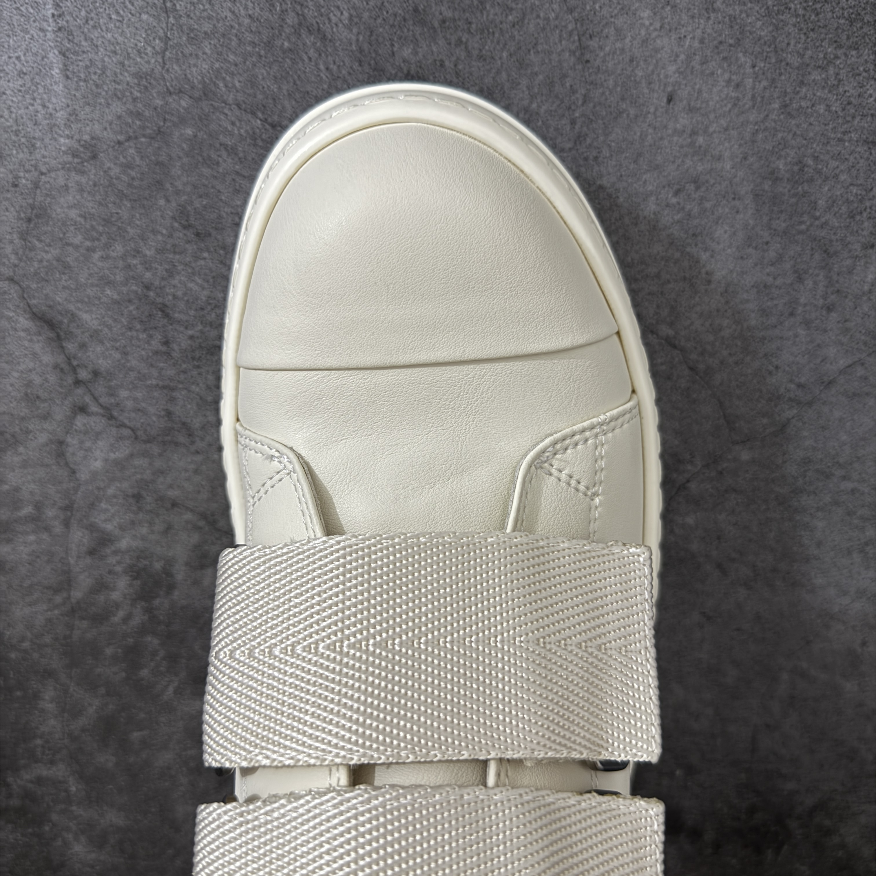 RICK OWENS RO 圆头 板鞋 休闲鞋 波鞋 男鞋  帆布  低筒   白色 魔术贴 RP01F6897LCO-1111