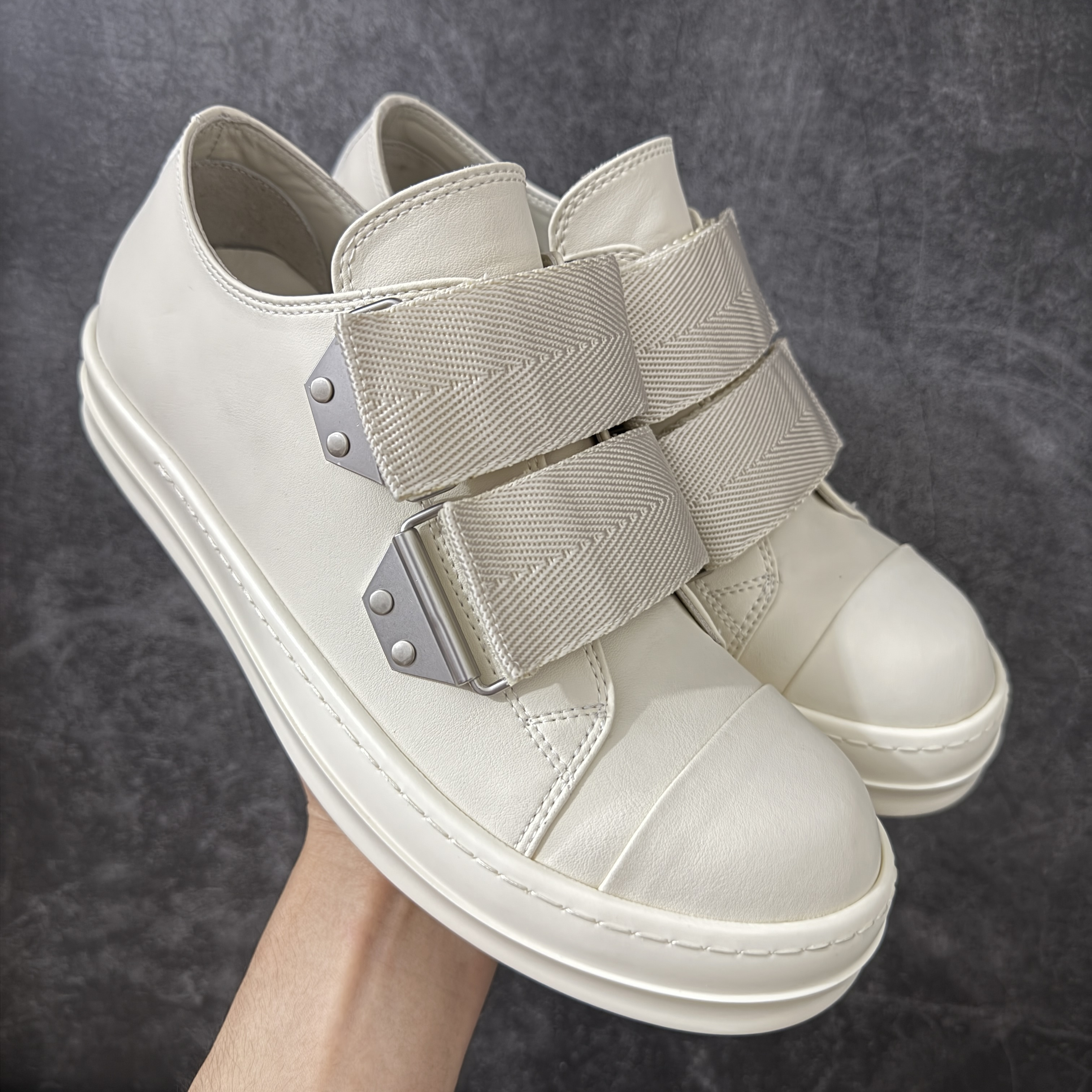 RICK OWENS RO 圆头 板鞋 休闲鞋 波鞋 男鞋  帆布  低筒   白色 魔术贴 RP01F6897LCO-1111