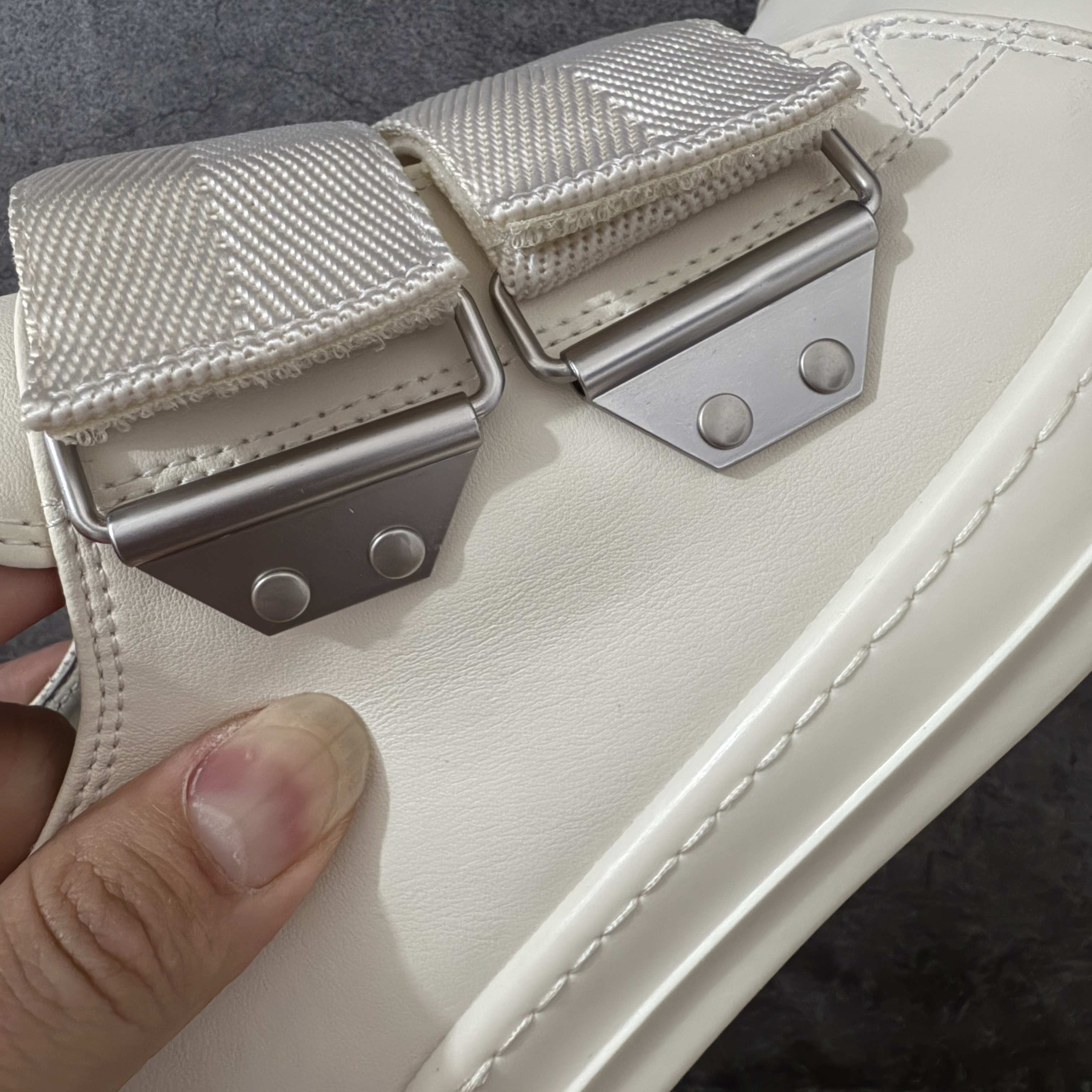 RICK OWENS RO 圆头 板鞋 休闲鞋 波鞋 男鞋  帆布  低筒   白色 魔术贴 RP01F6897LCO-1111