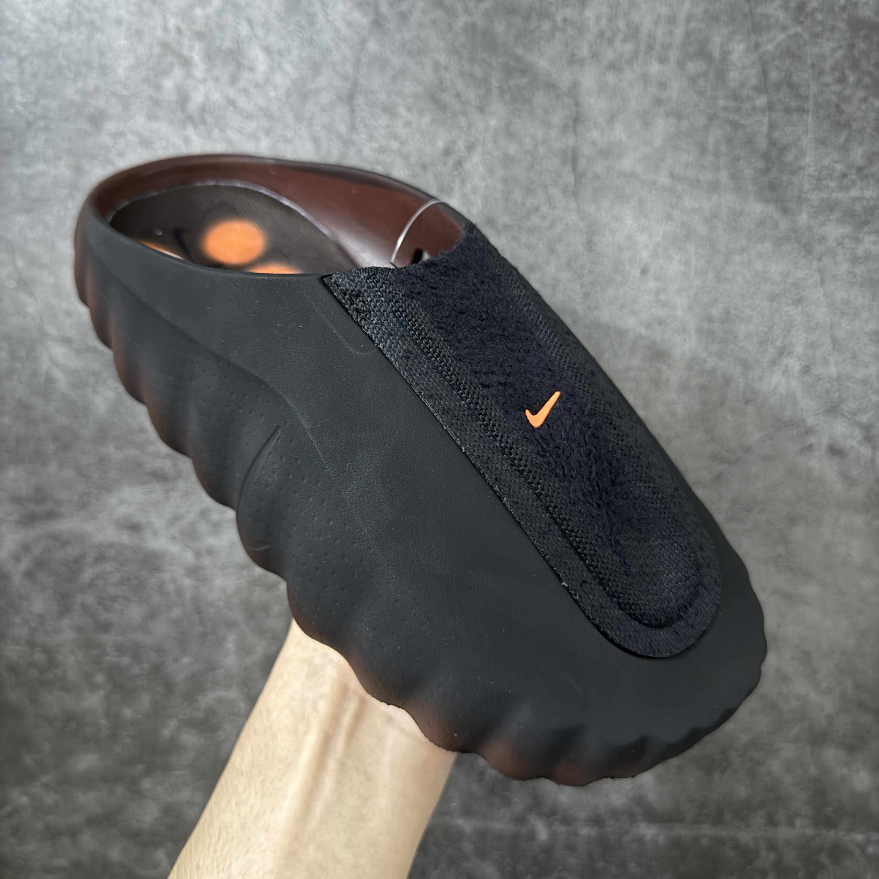 Nike Mind 001 按摩鞋 舒适柔软 包头 拖鞋男女同款 棕铜色 IR2175-200