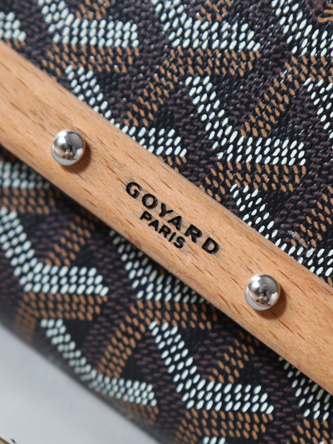 GOYARD 戈雅手拿 Monte-Carlo Canvas and Calfskin Shoulder Bag F0 MONTE2PMLTY